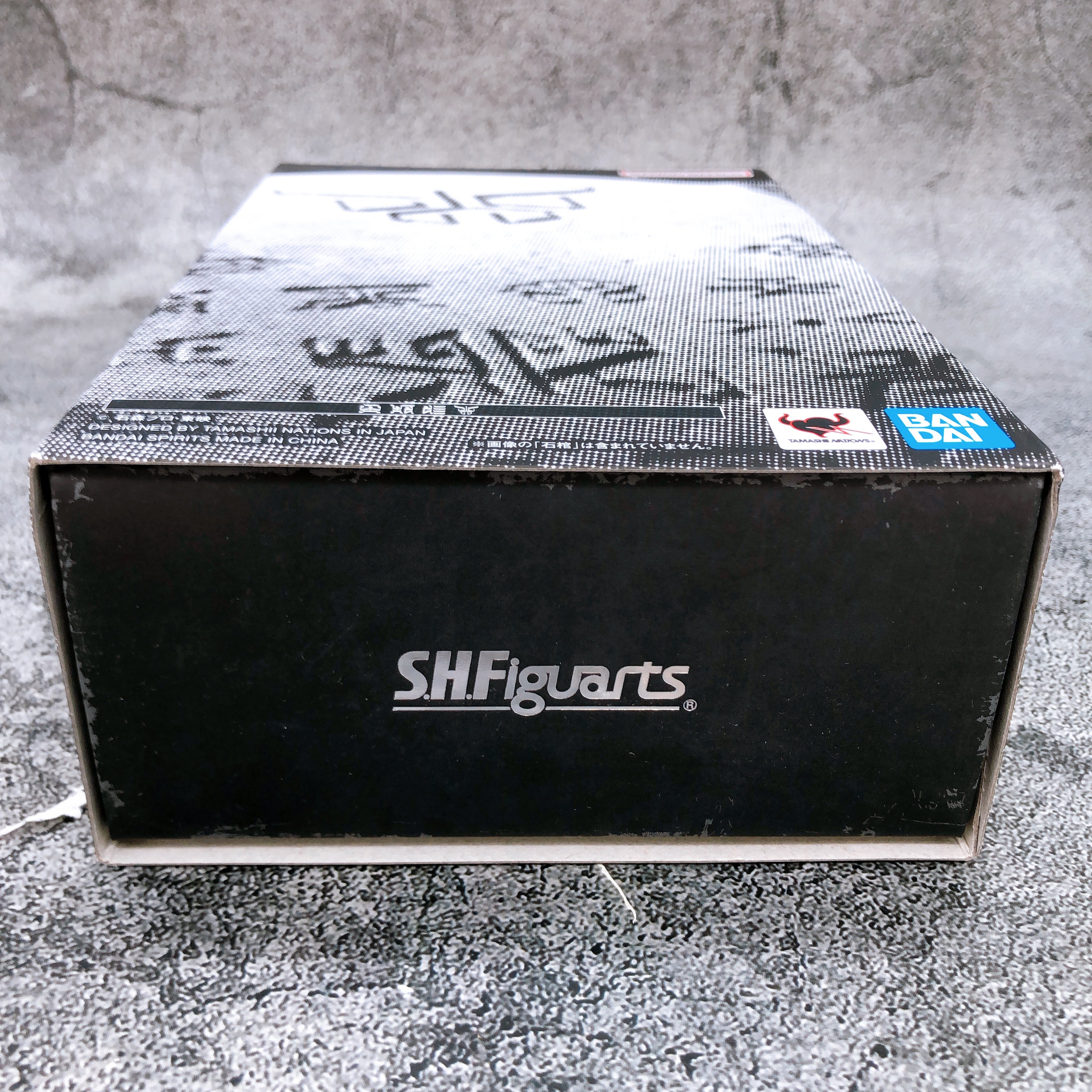 S.H.Figuarts Shinkocchou Seihou Super Ancient Warrior Kuuga 25th Figure NEW