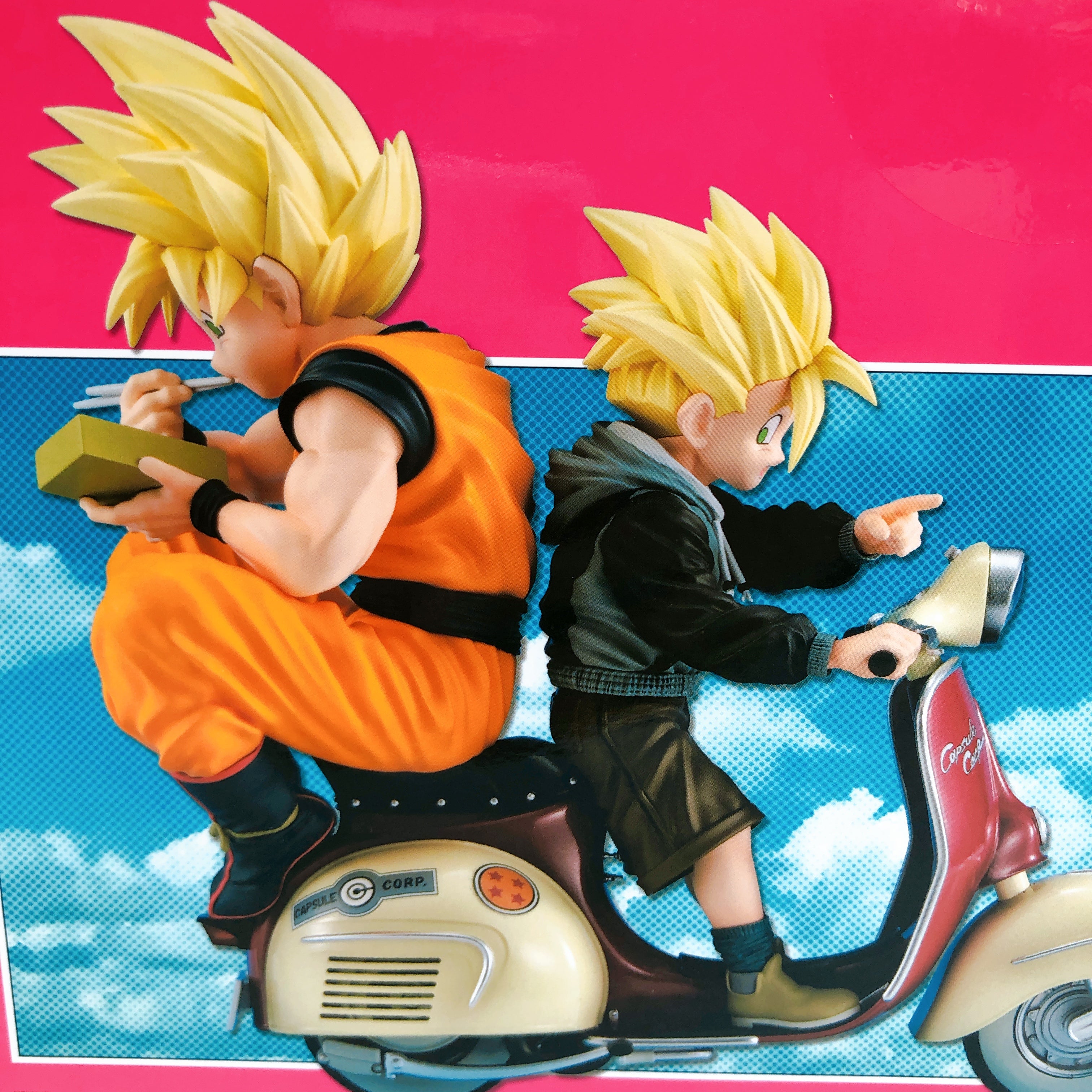 DESKTOP REAL McCOY EX Dragon Ball Z Super Saiyan Son Gokou & Gohan & Bike Figure