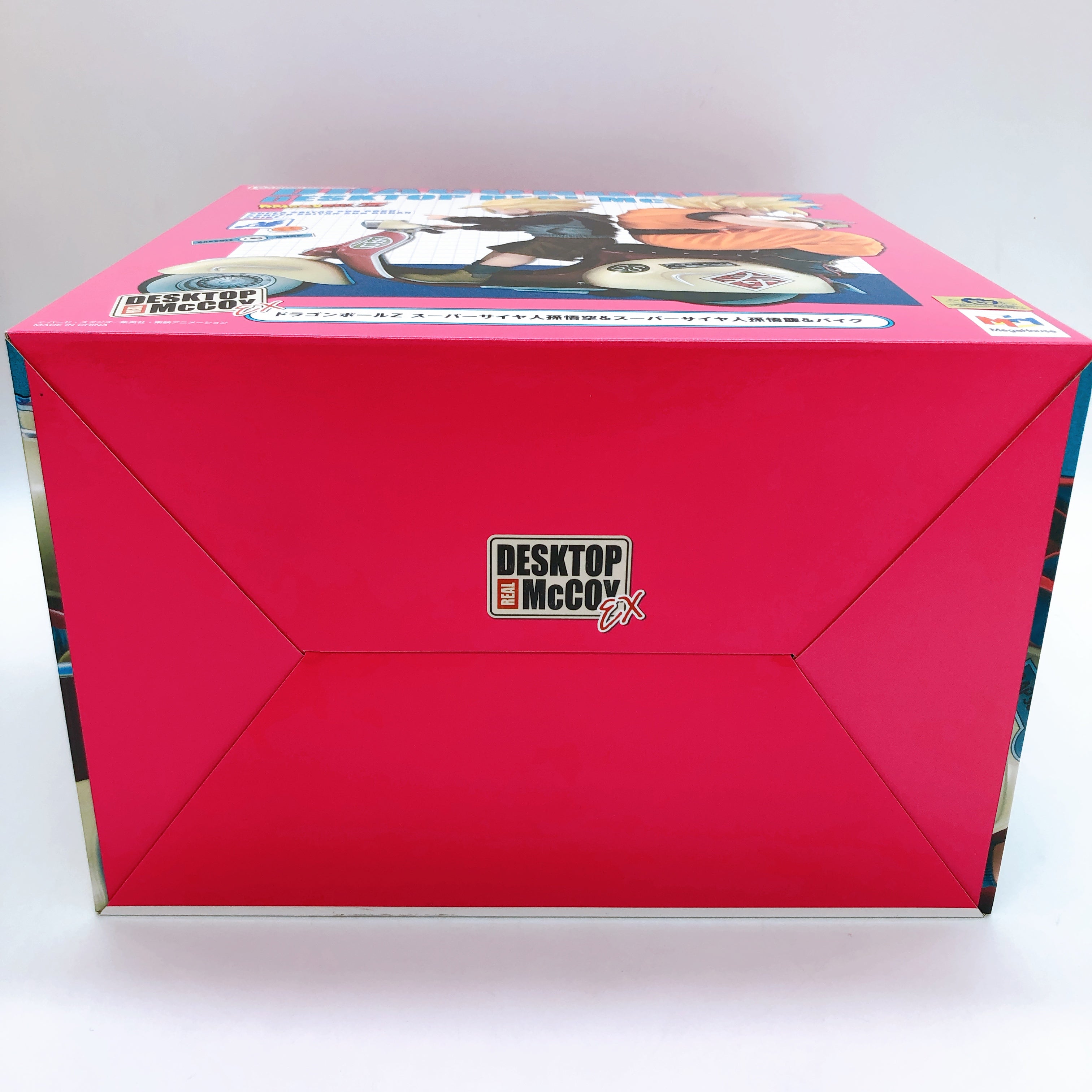 DESKTOP REAL McCOY EX Dragon Ball Z Super Saiyan Son Gokou & Gohan & Bike Figure