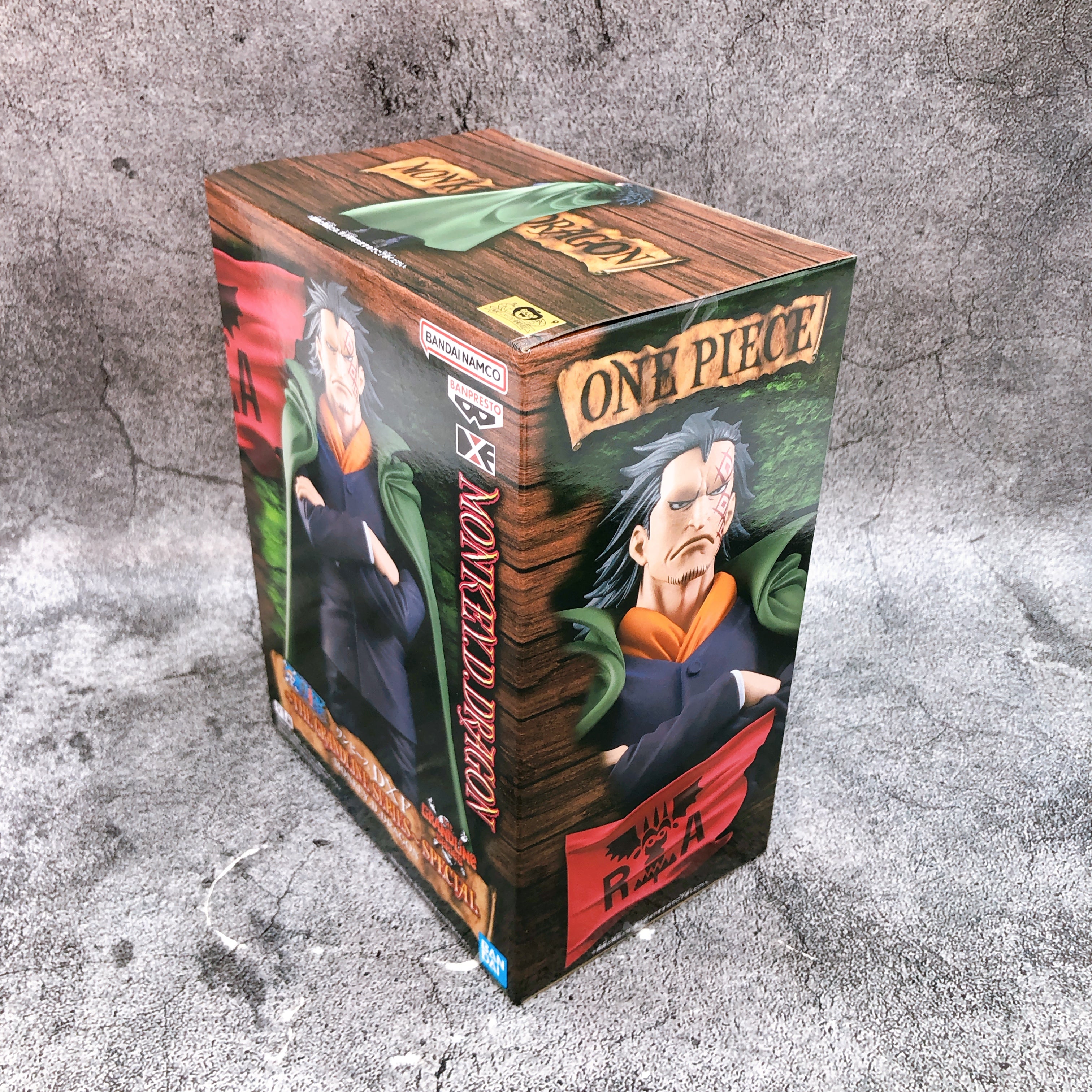 ONE PIECE Monkey.D.Dragon DXF THE GRANDLINE SERIES Figure SPECIAL BANPRESTO