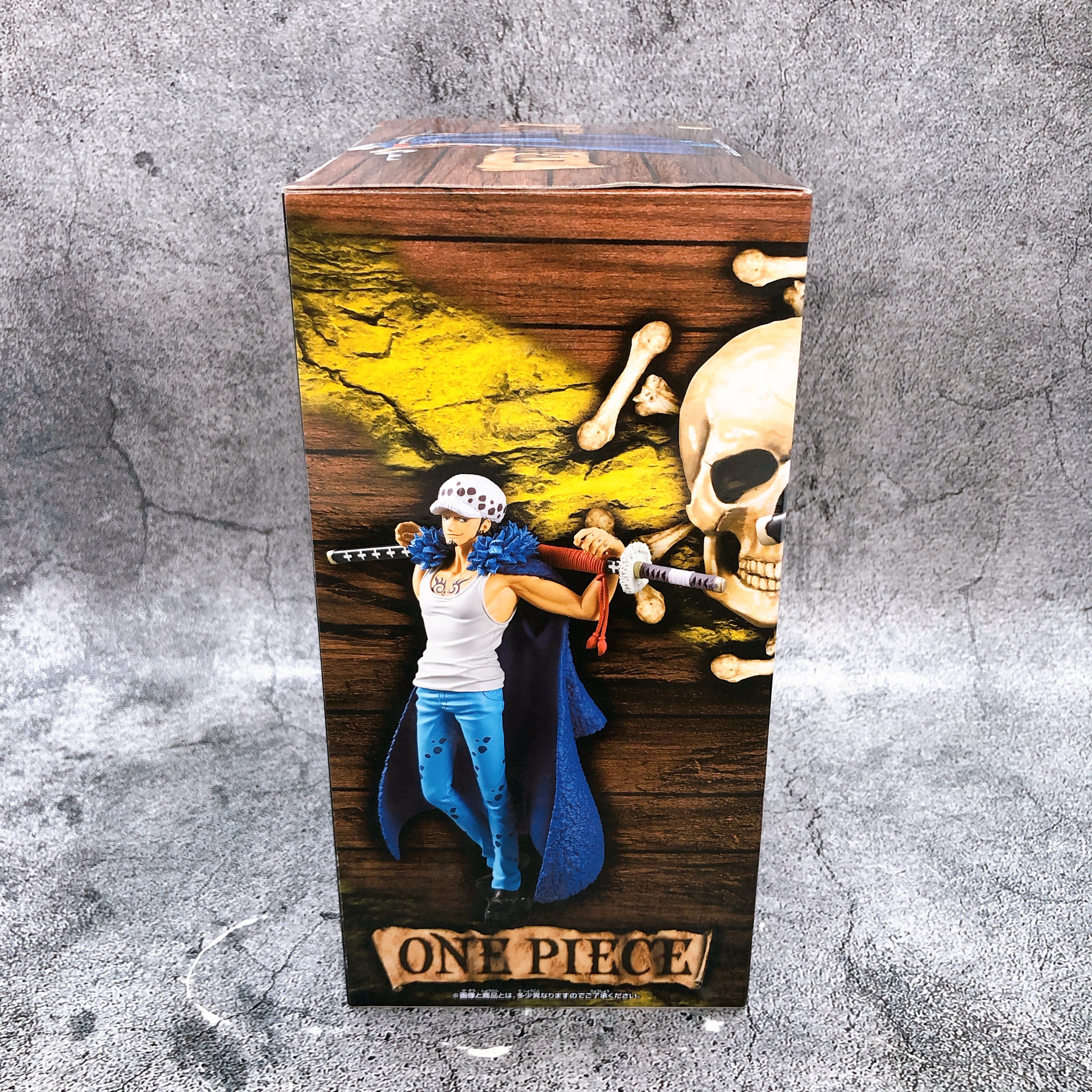 ONE PIECE Trafalgar Law DXF Figure THE GRANDLINE SERIES SPECIAL BANPRESTO