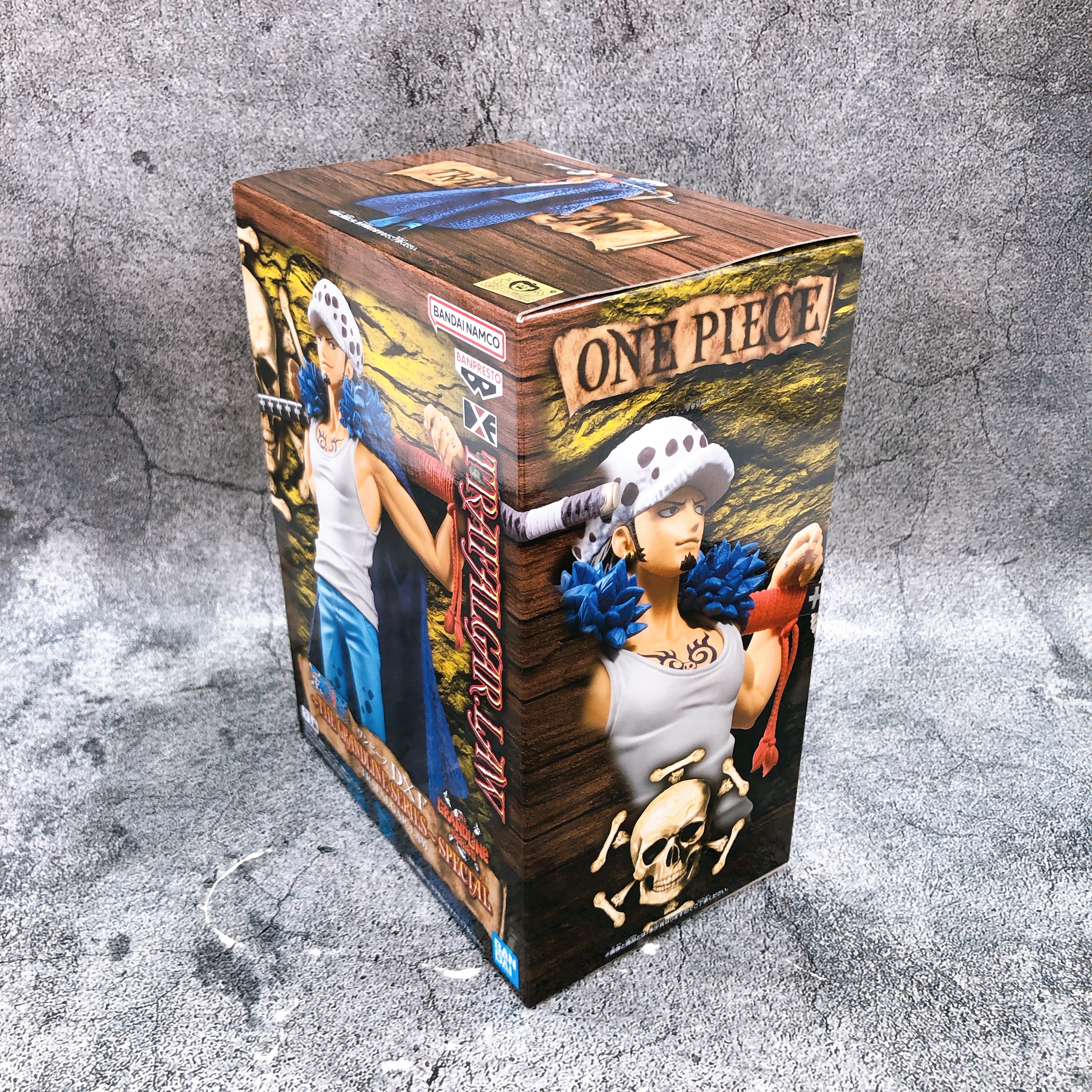 ONE PIECE Trafalgar Law DXF Figure THE GRANDLINE SERIES SPECIAL BANPRESTO