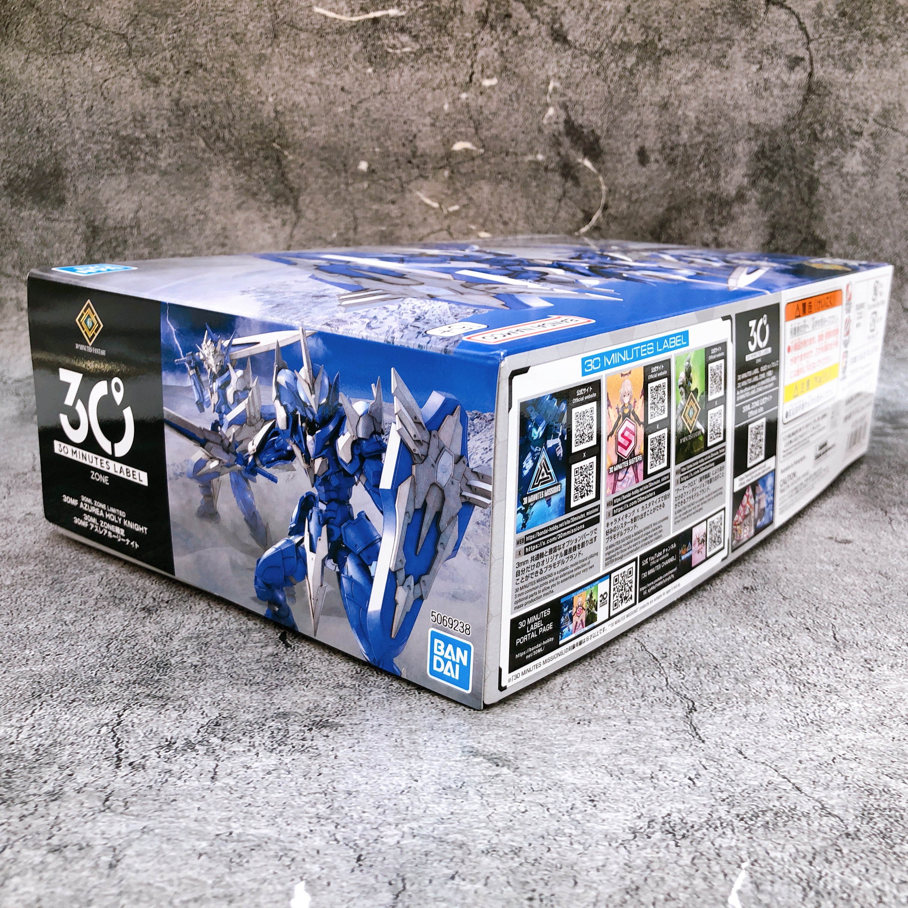 30MF Azurea Holy Knight 30ML ZONE Limited Model Kit Bandai Japan NEW FASTSHIP