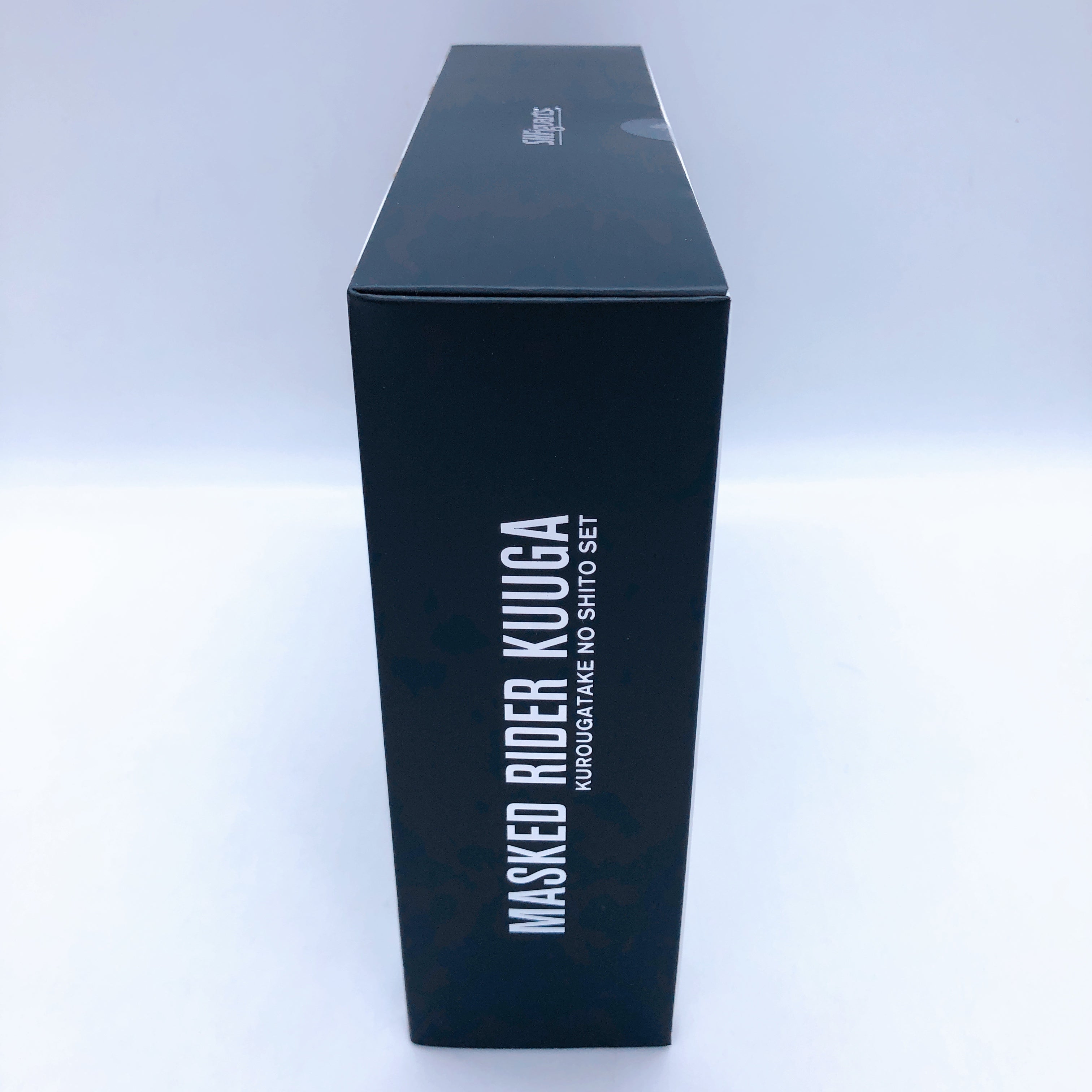 S.H.Figuarts Shinkocchou Seihou Kamen Rider Kuuga Kurougatake no Shito Set