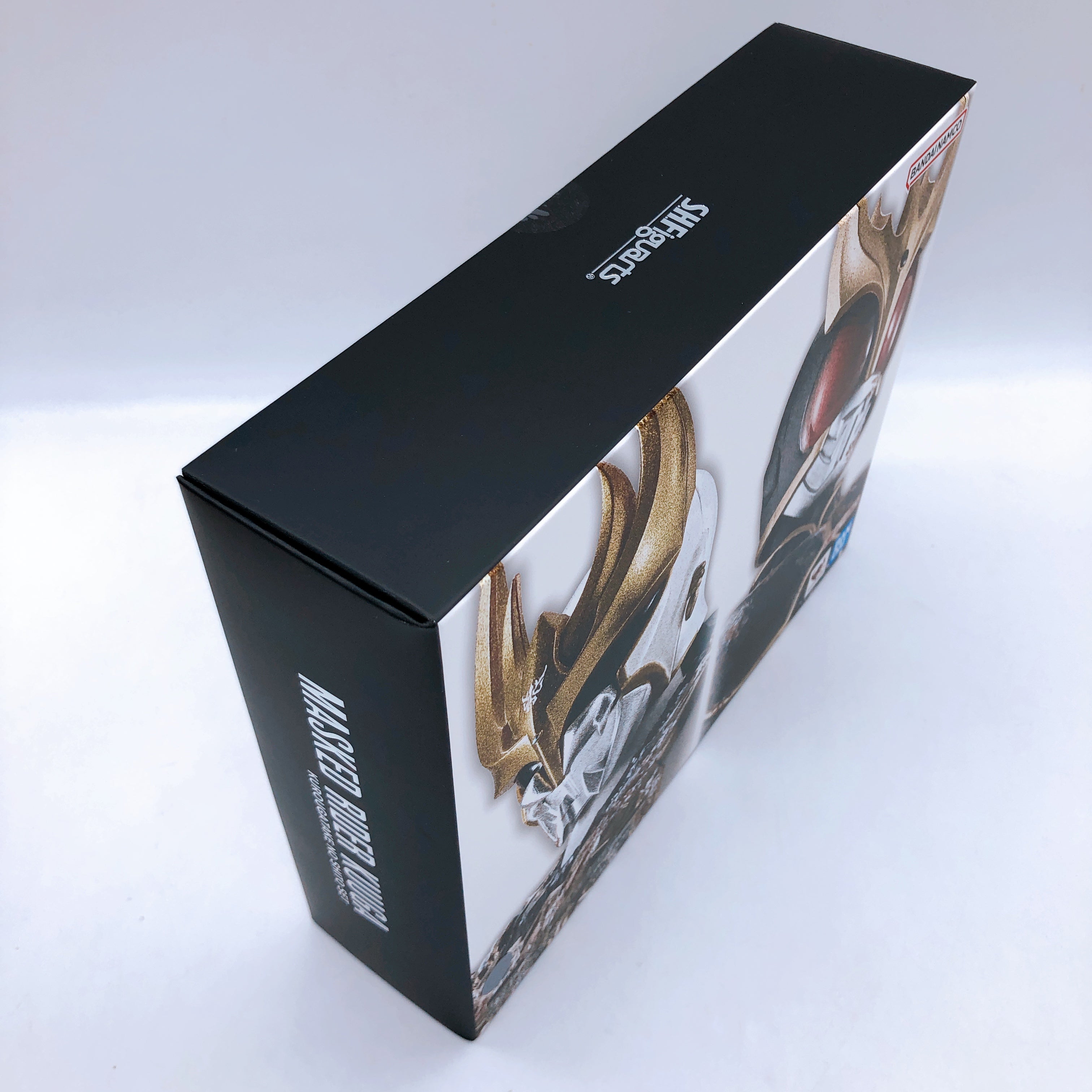 S.H.Figuarts Shinkocchou Seihou Kamen Rider Kuuga Kurougatake no Shito Set