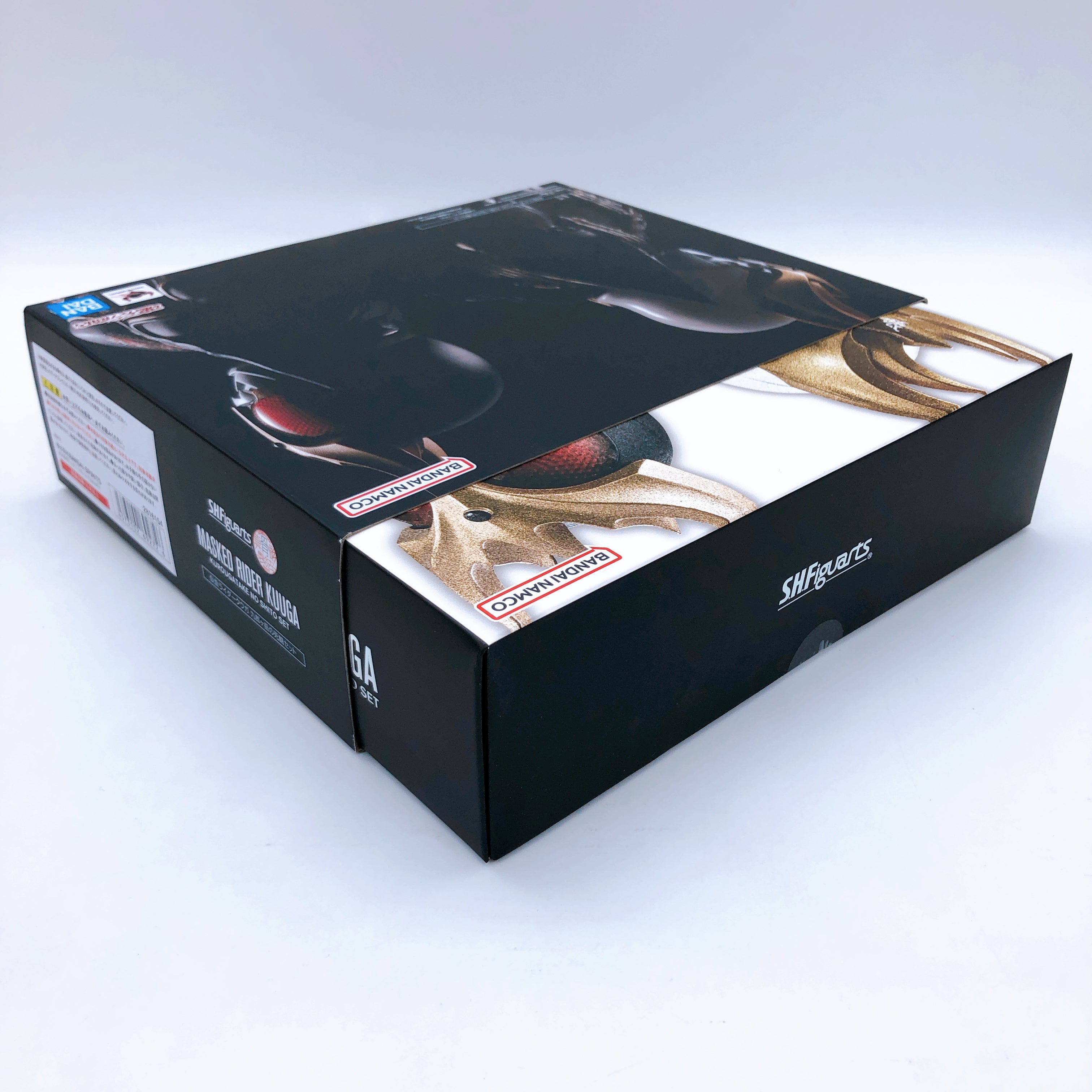 S.H.Figuarts Shinkocchou Seihou Kamen Rider Kuuga Kurougatake no Shito Set