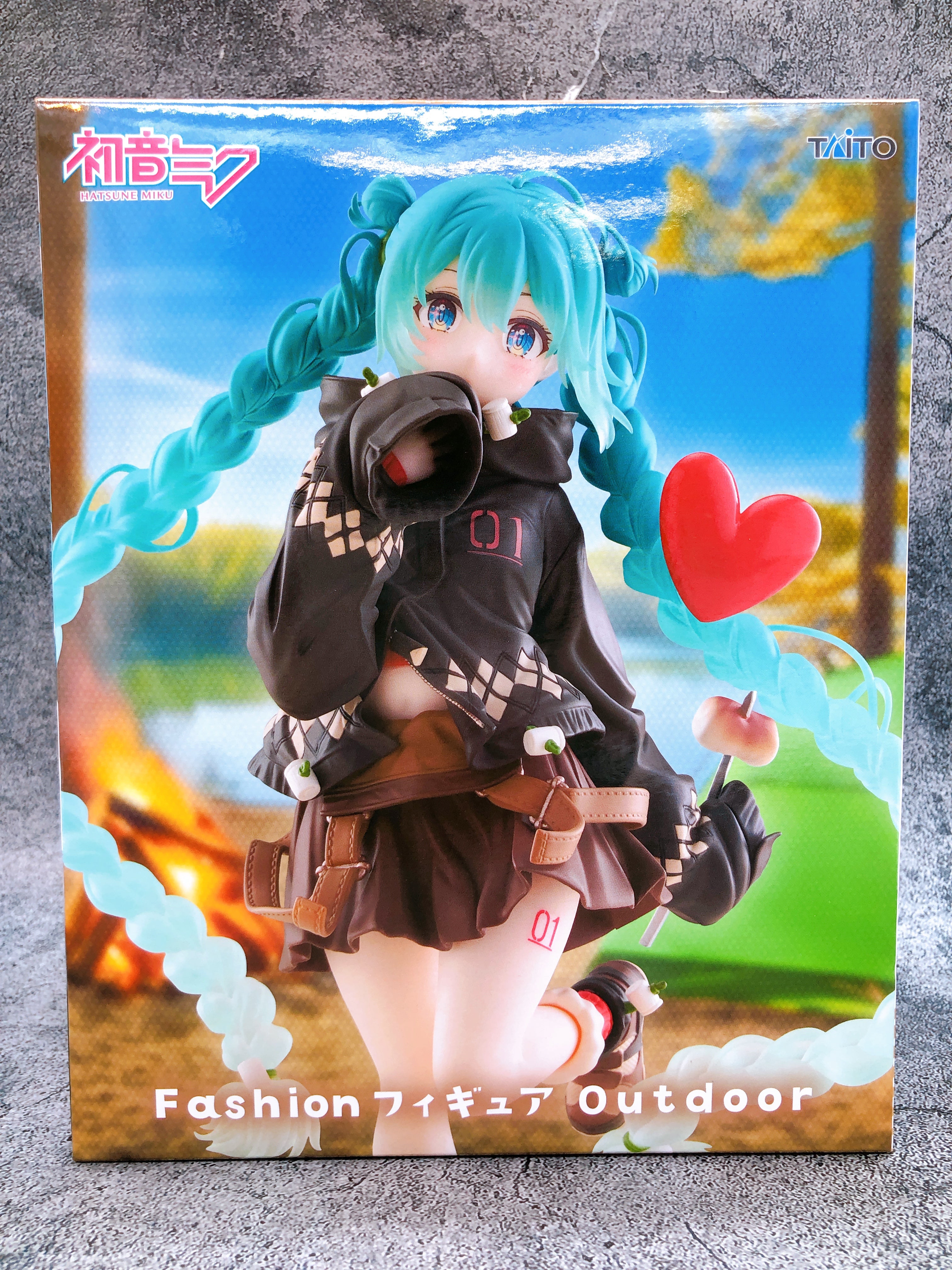 Hatsune Miku Outdoor Fashion Figure Taito Japan Sealed AUTHENTIC NEW