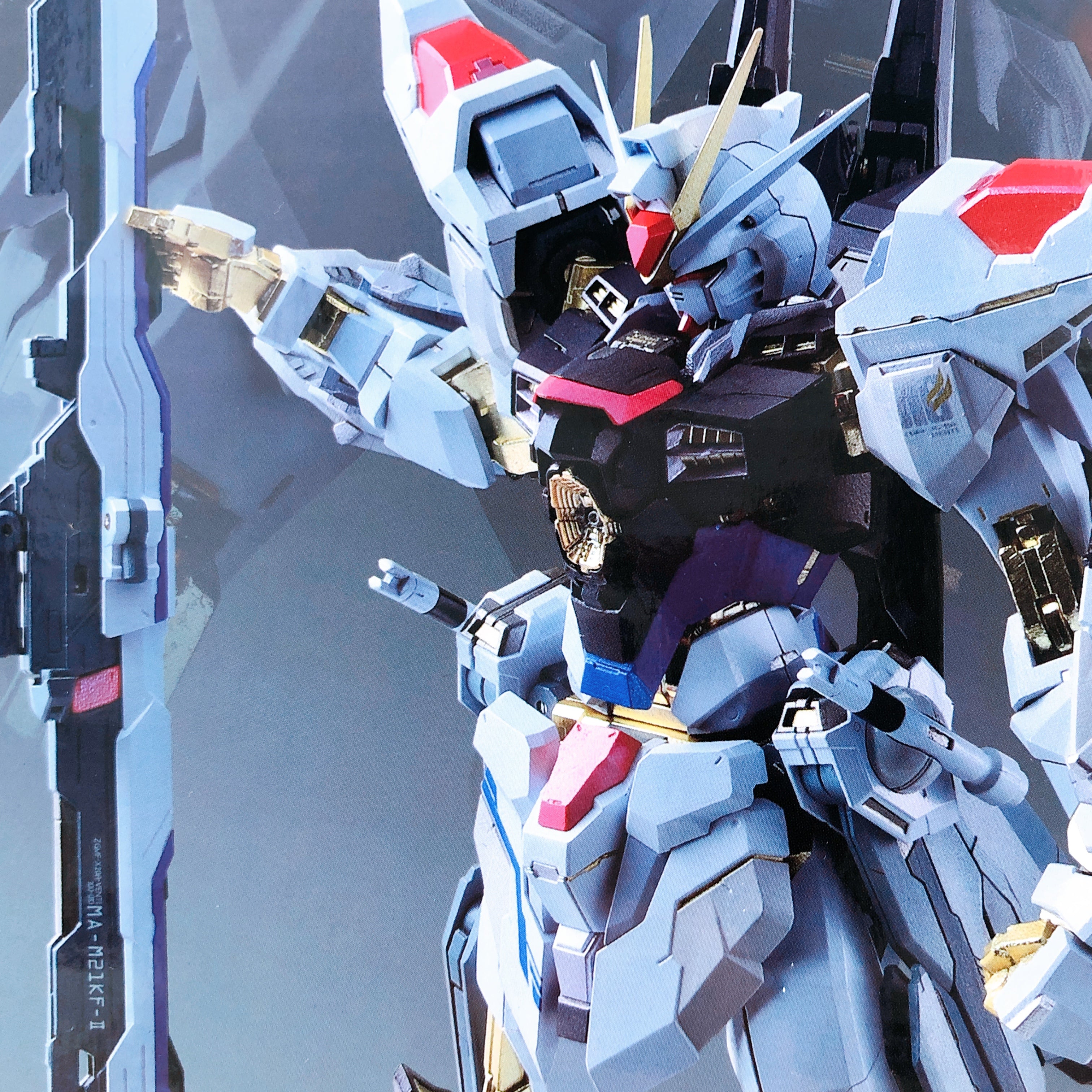 METAL BUILD Gundam SEED DESTINY Strike Freedom Gundam Revival Ver. Action Figure