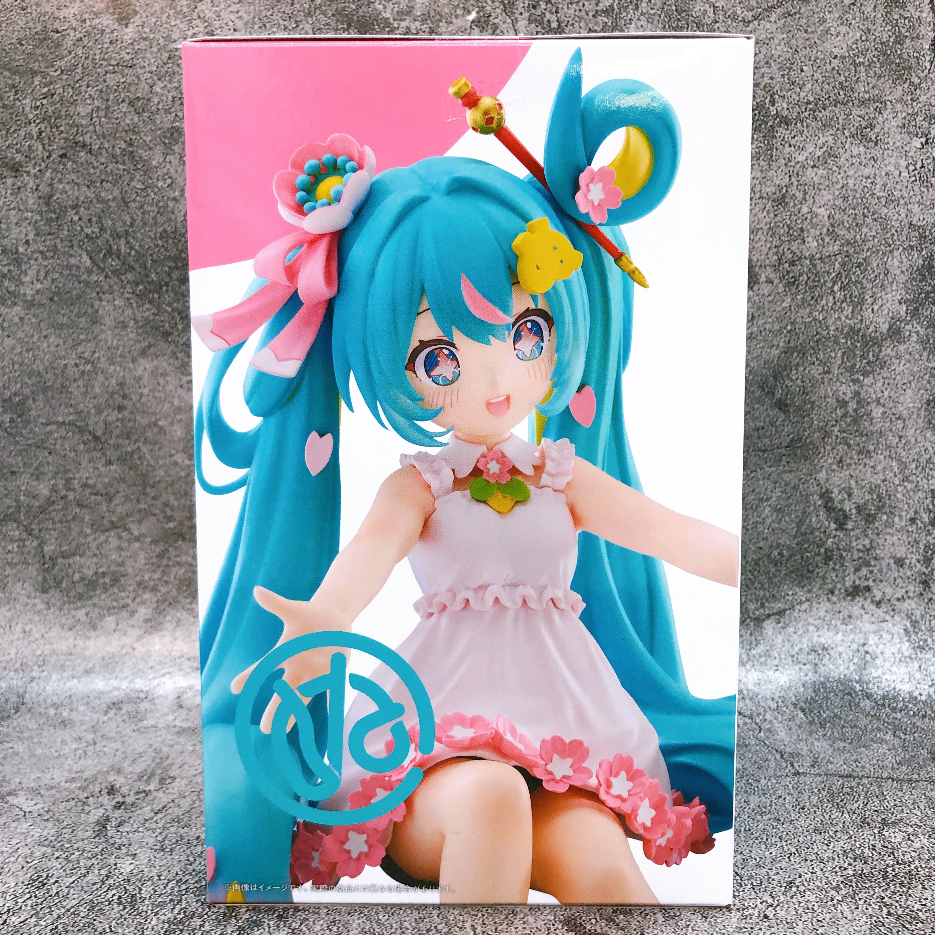 Hatsune Miku 10th Anniversary Noodle Stopper Figure FuRyu Japan AUTHENTIC Sealed