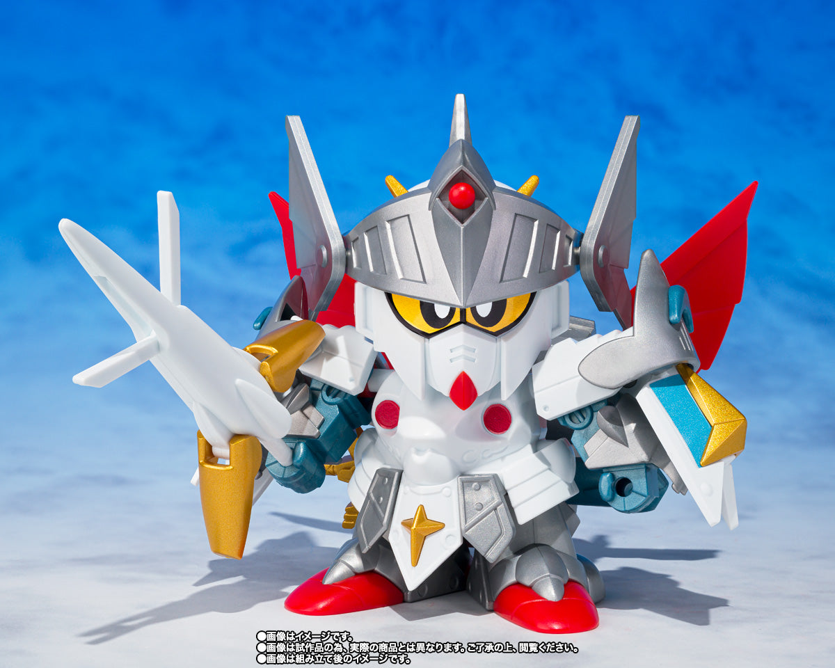 Original SD Gundam World Versal Knight Gundam Model Kit 15+ Premium Bandai Japan