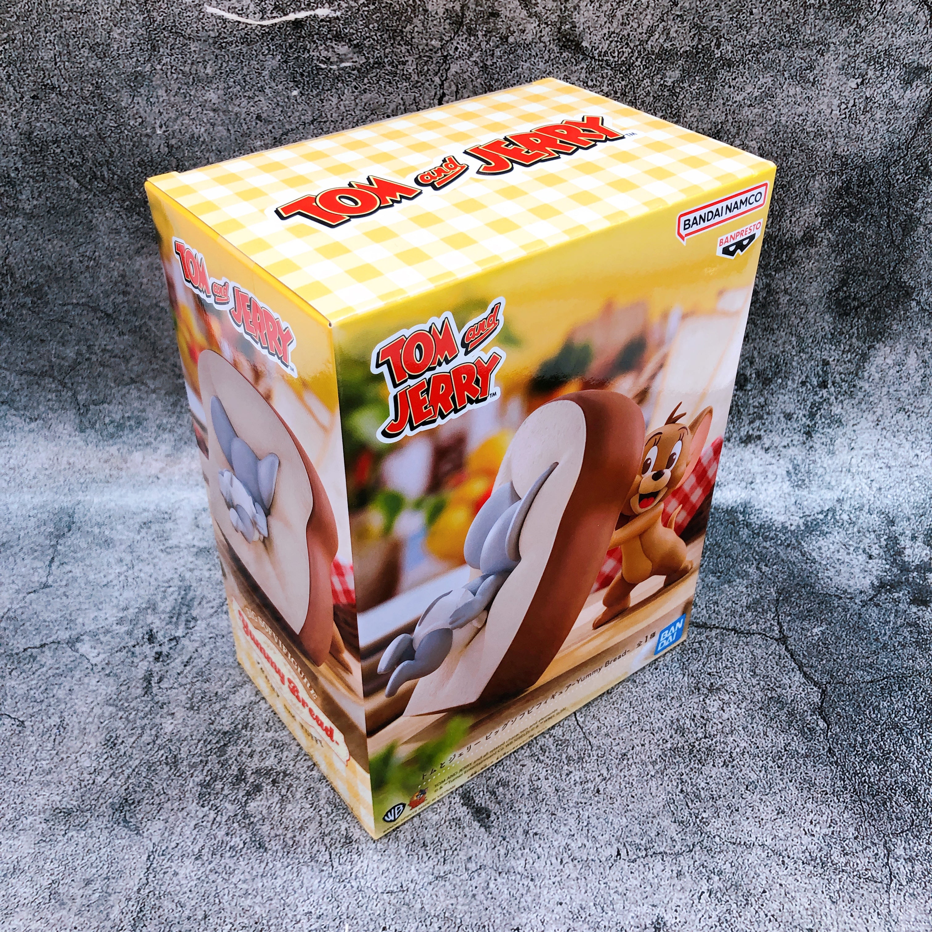 Tom and Jerry Big Soft Vinyl Figure Yummy Bread BANPRESTO Japan AUTHENTIC NEW