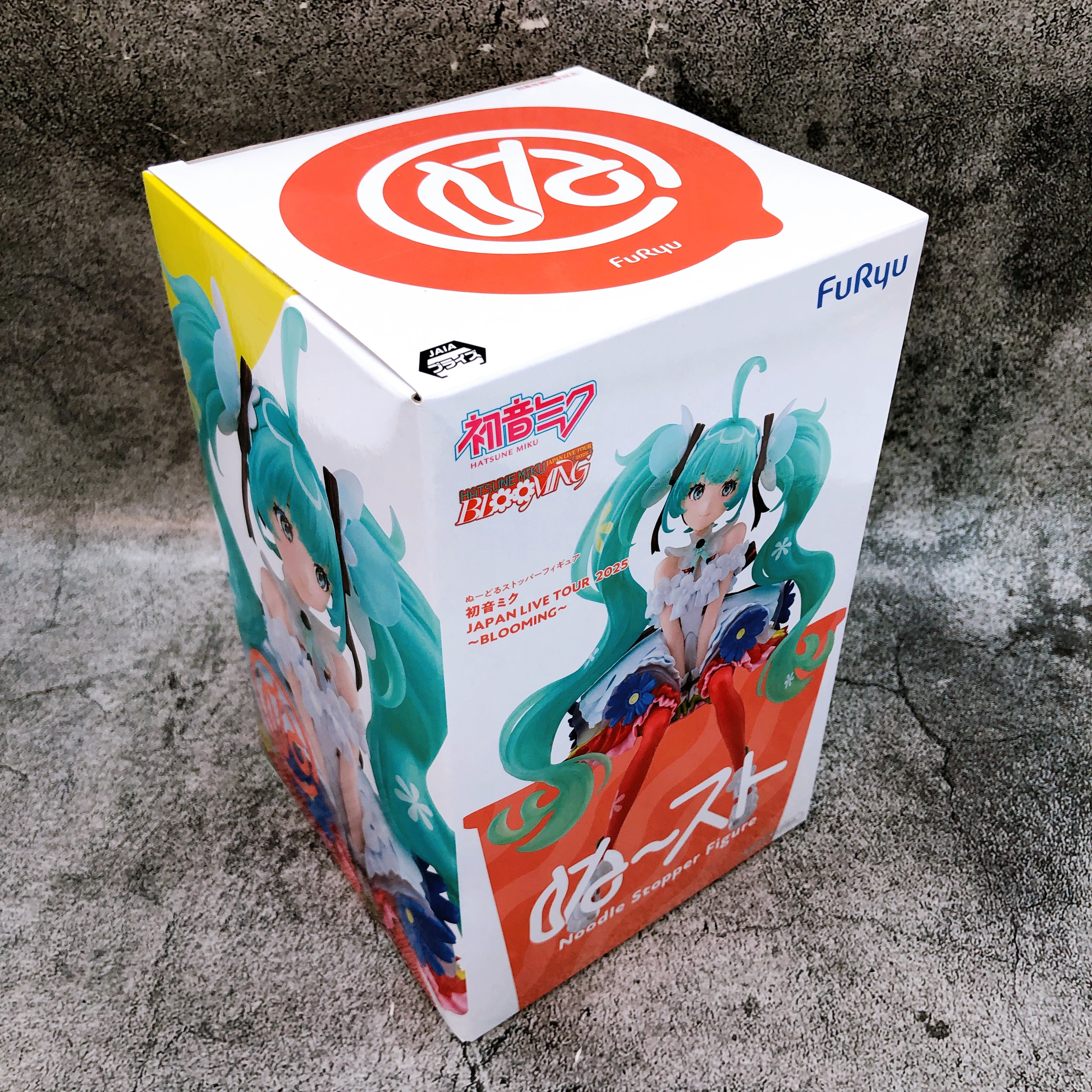 Hatsune Miku JAPAN LIVE TOUR 2025 BLOOMING Noodle Stopper Figure FuRyu Japan