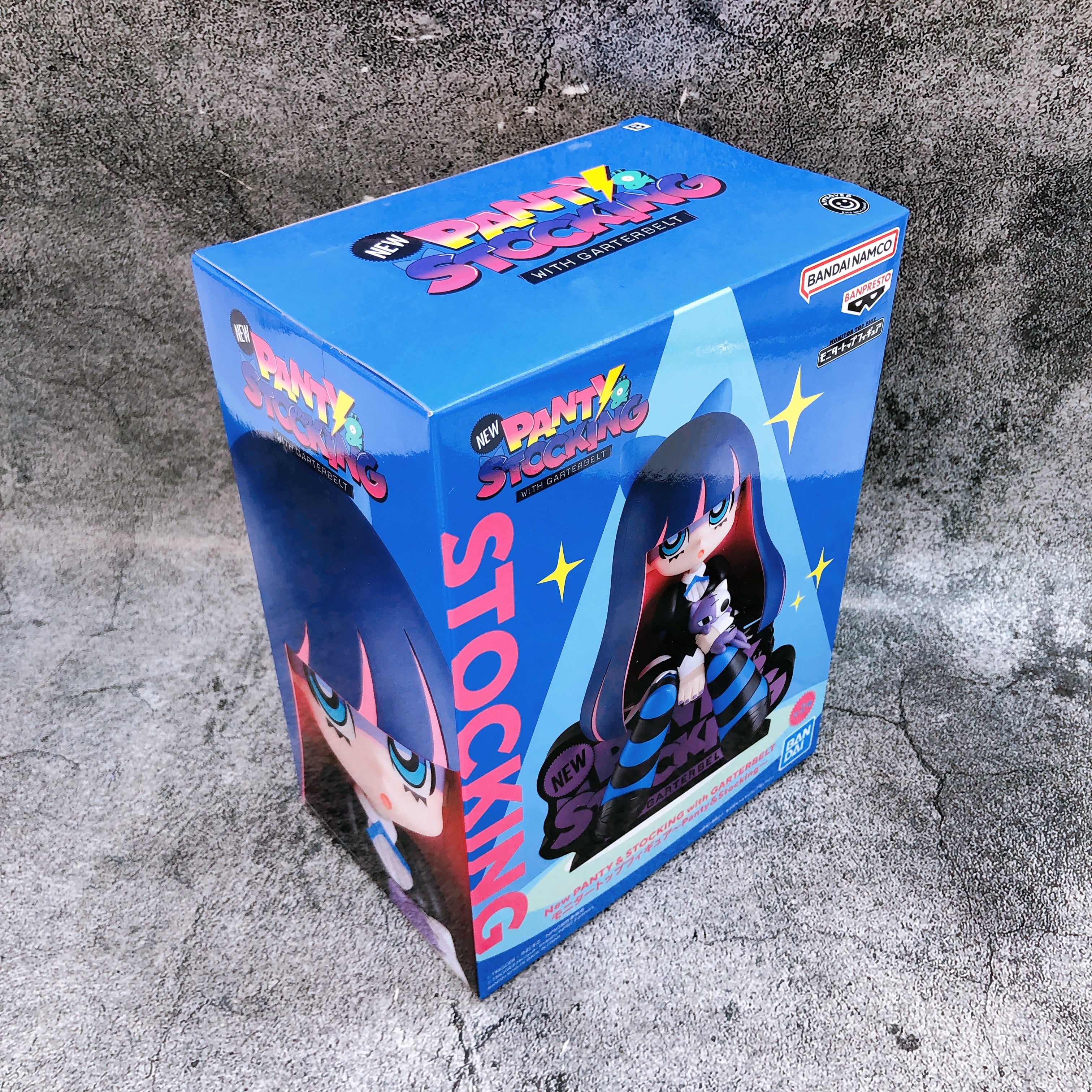 New PANTY&STOCKING with GARTERBELT Stocking Monitor Top Figure BANPRESTO Japan