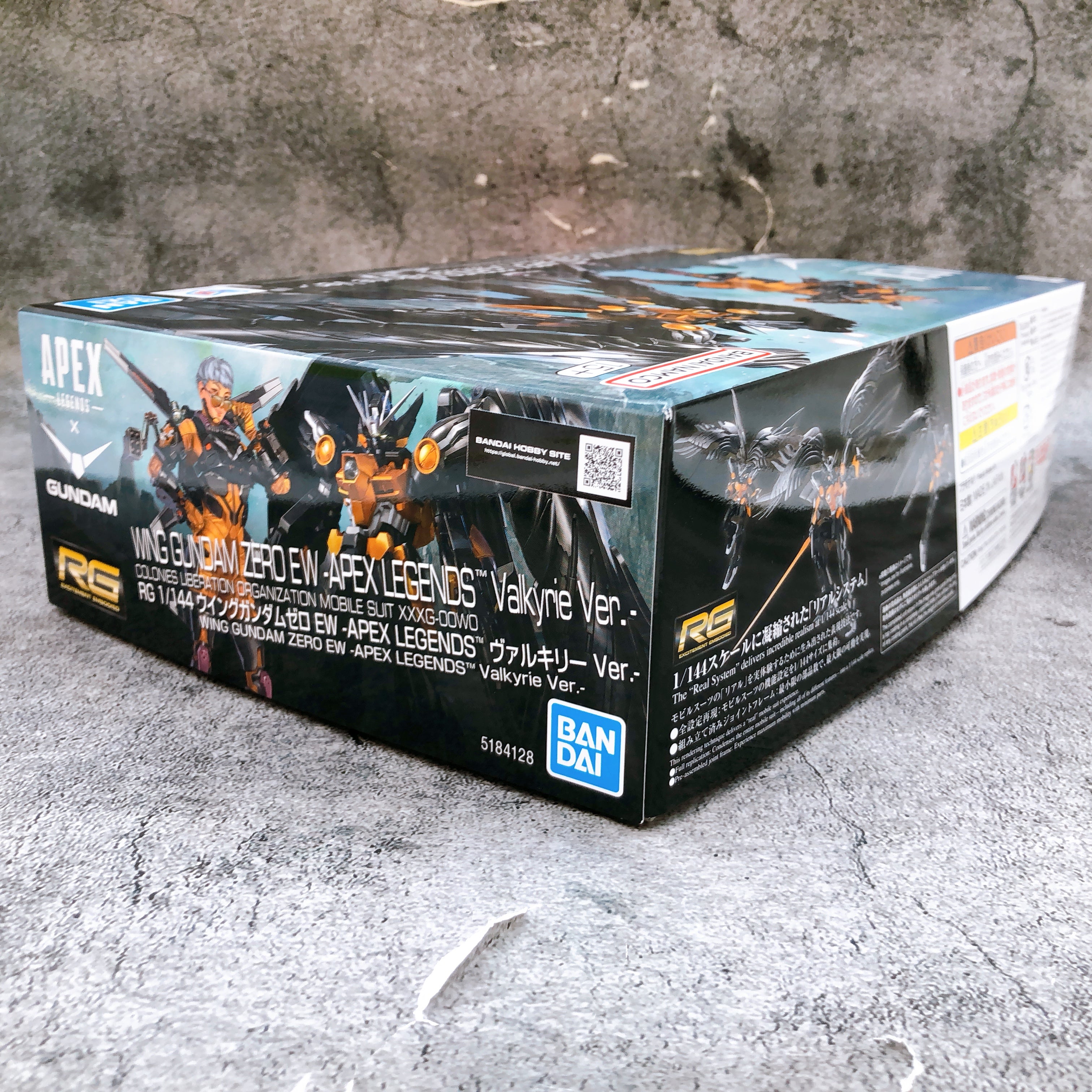 RG 1/144 Wing Gundam Zero EW APEX LEGENDS Valkyrie Ver. Kit 15+ Premium Bandai