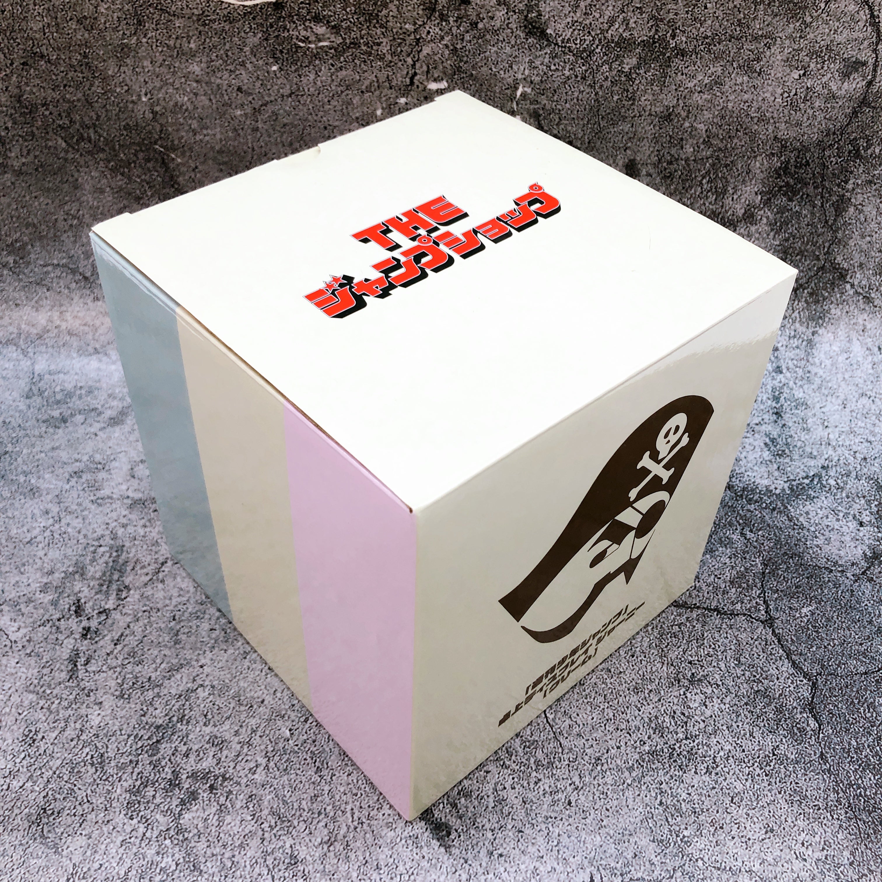 Weekly Shonen Jump Journey Cream Ver Desktop Display Figure from Japan FASTSHIP