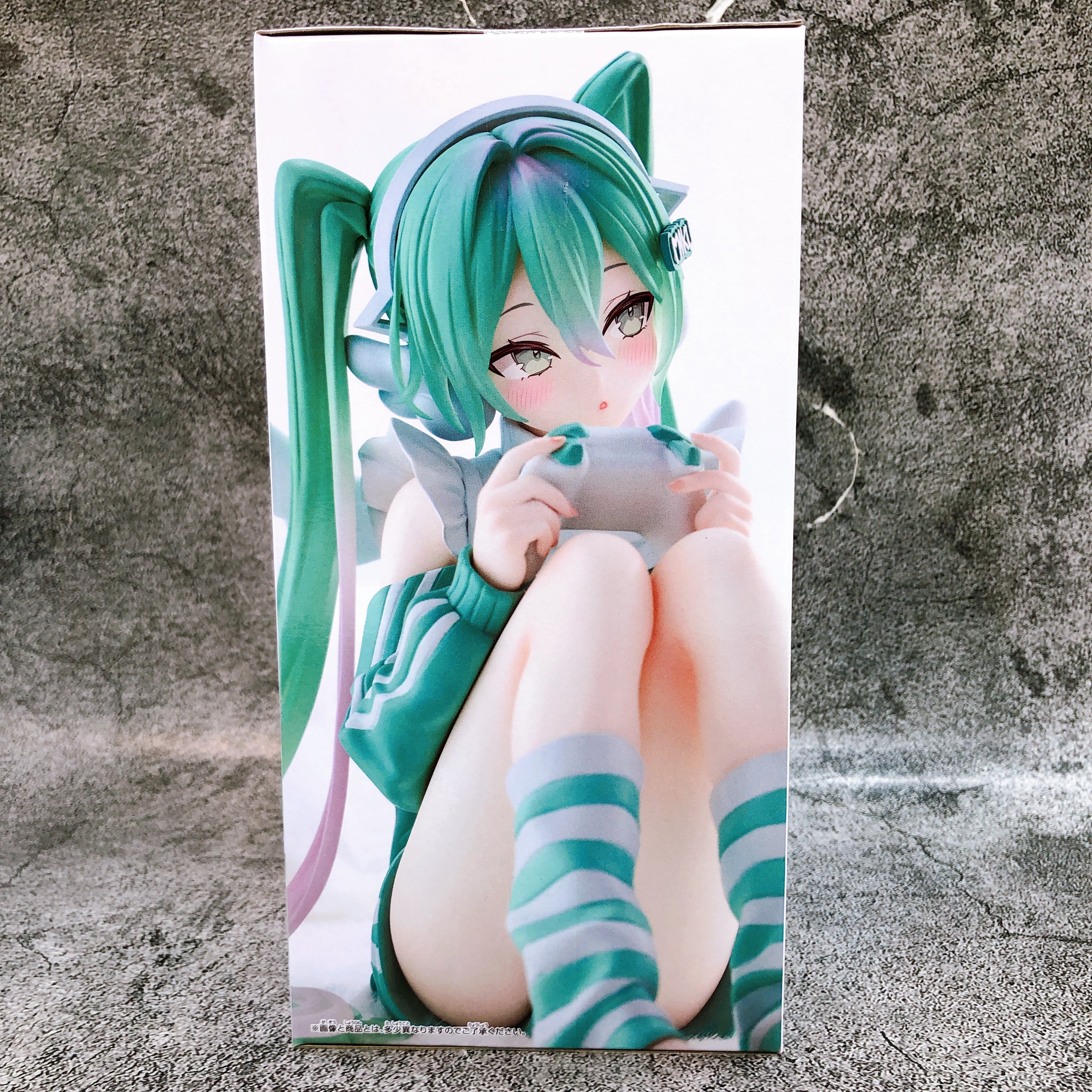 Hatsune Miku Holiday Memories Game BANPRESTO Japan AUTHENTIC FASTSHIP Sealed 15+