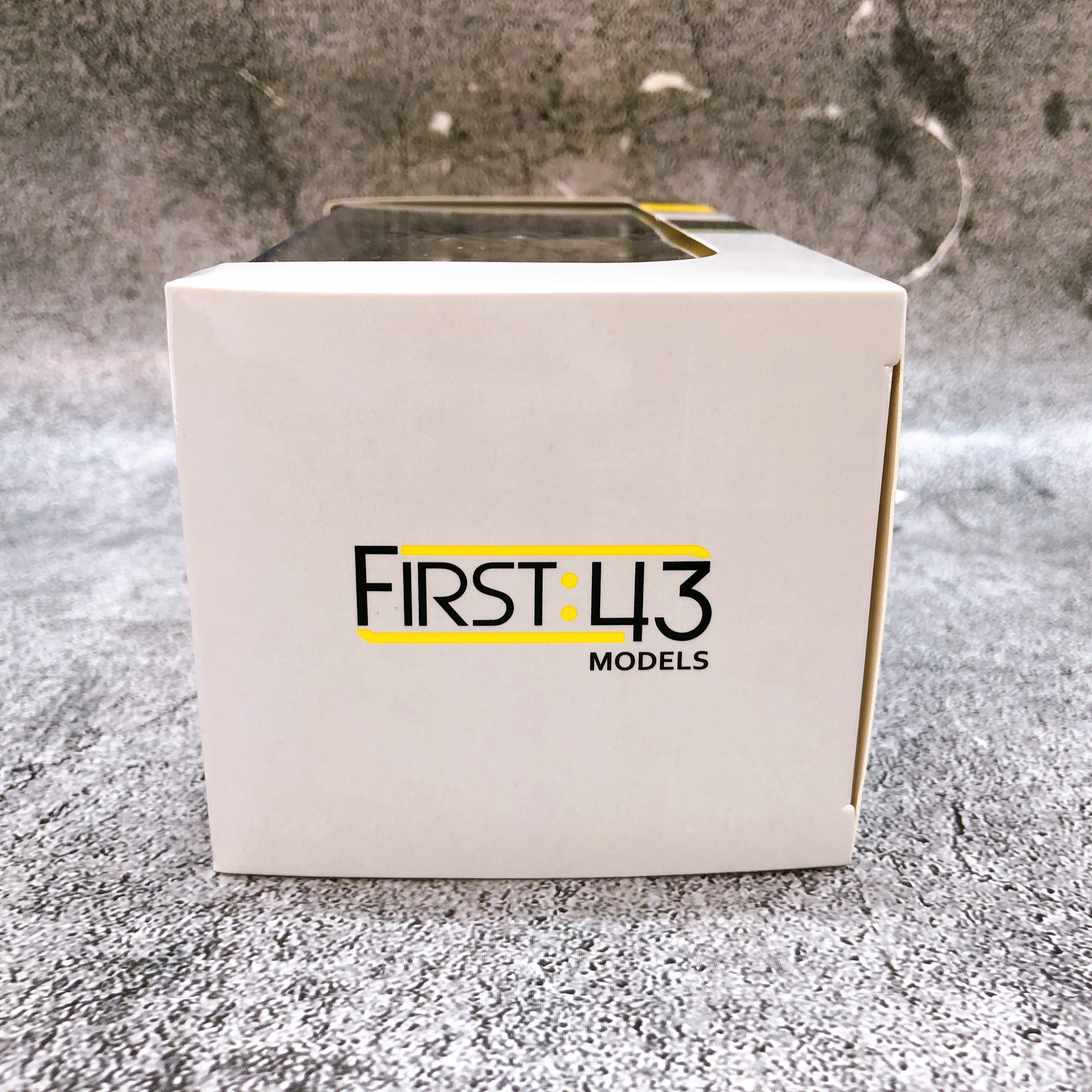 FIRST:43 Models Suzuki Swift Sports 2012 Yellow 1/43 Scale Japan NEW FASTSHIP