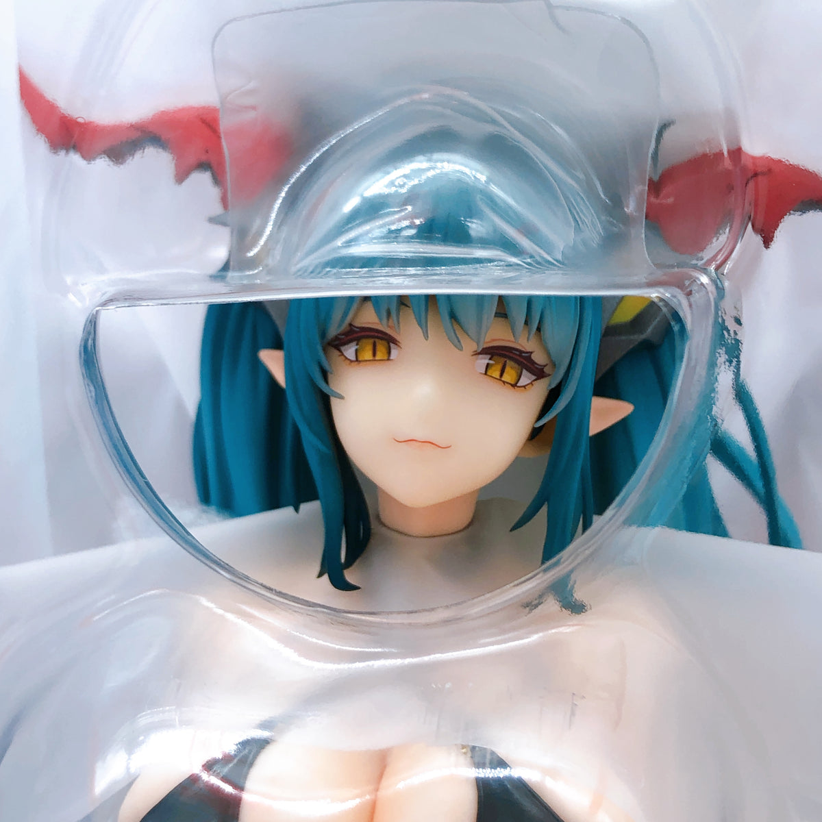 Azur Lane Regensburg Dark Dragon Brilliant Beach 1/7 Scale Figure Alter Japan