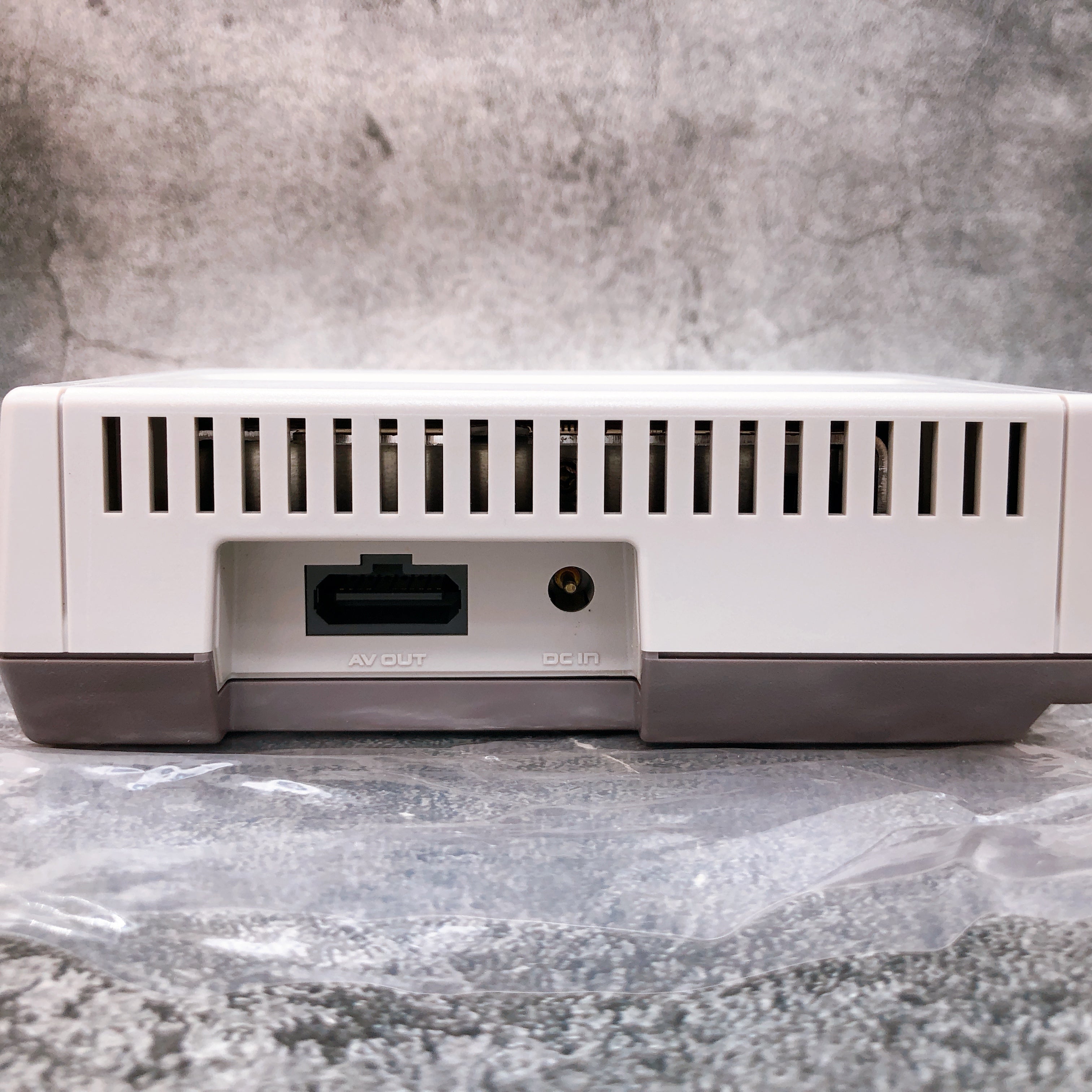 Nintendo new AV Famicom Console HVC-101 NES Boxed in Stock FASTSHIP