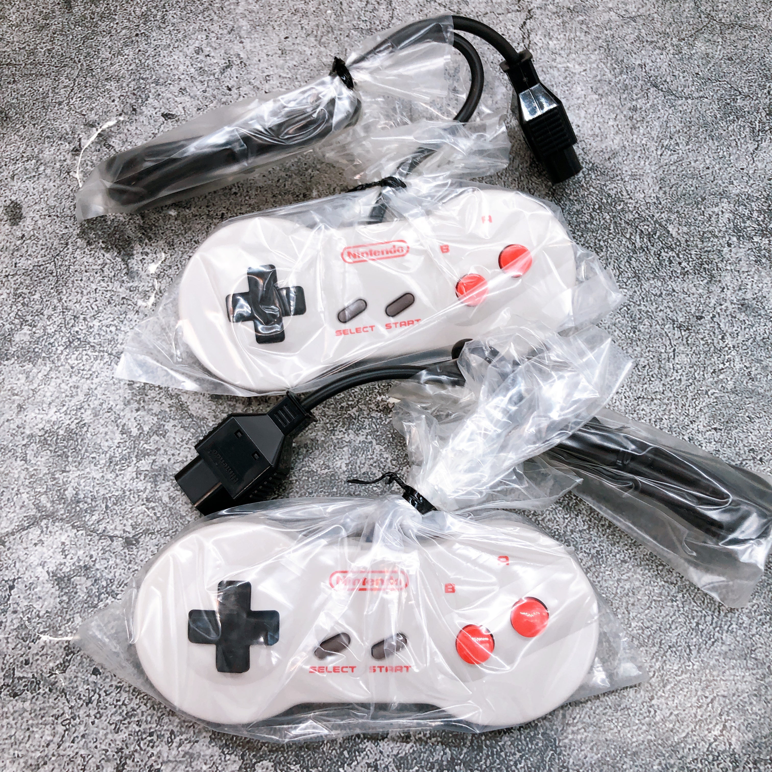 Nintendo new AV Famicom Console HVC-101 NES Boxed in Stock FASTSHIP