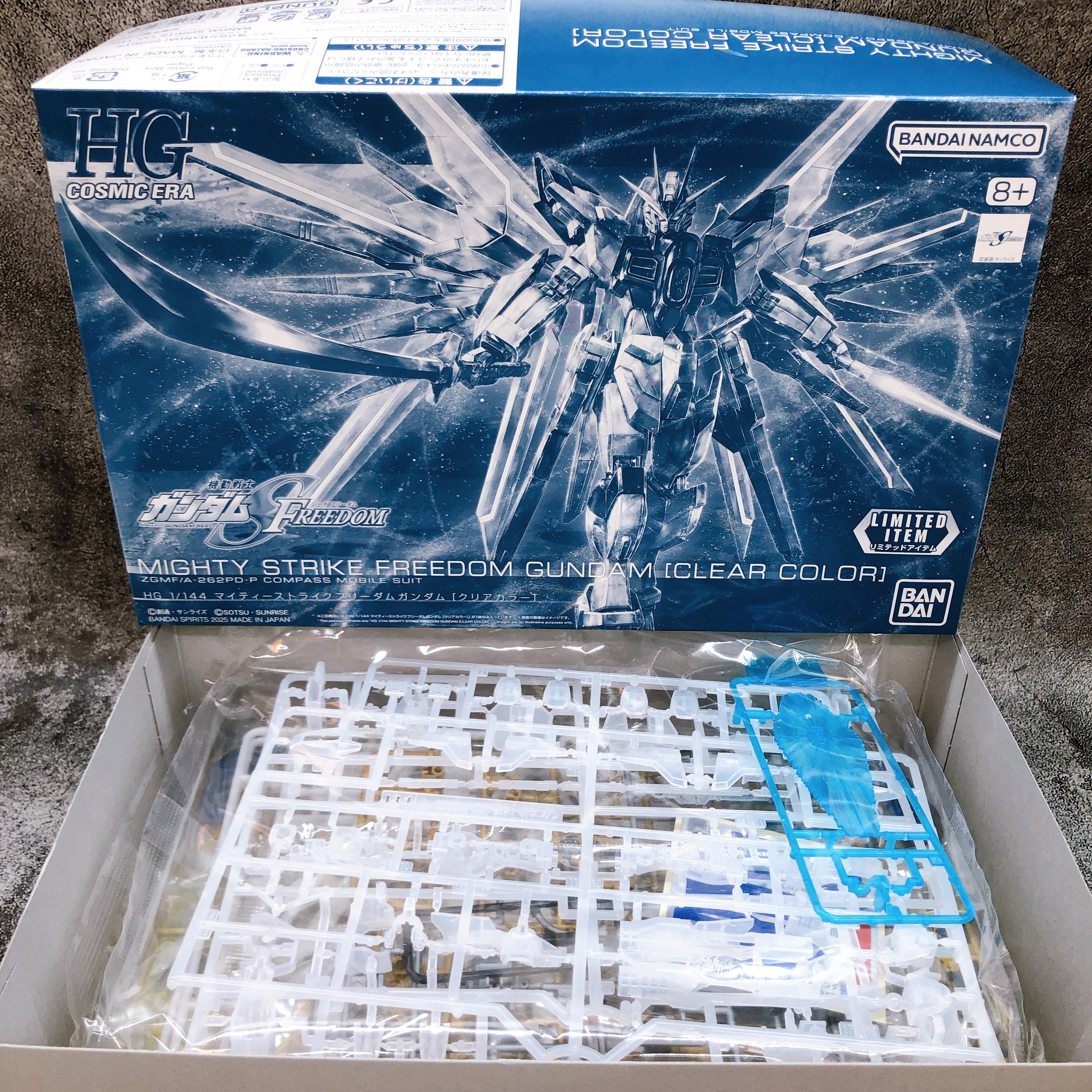 HG 1/144 Mighty Strike Freedom & Infinite Justice Gundam Type-2 Clear Color Set
