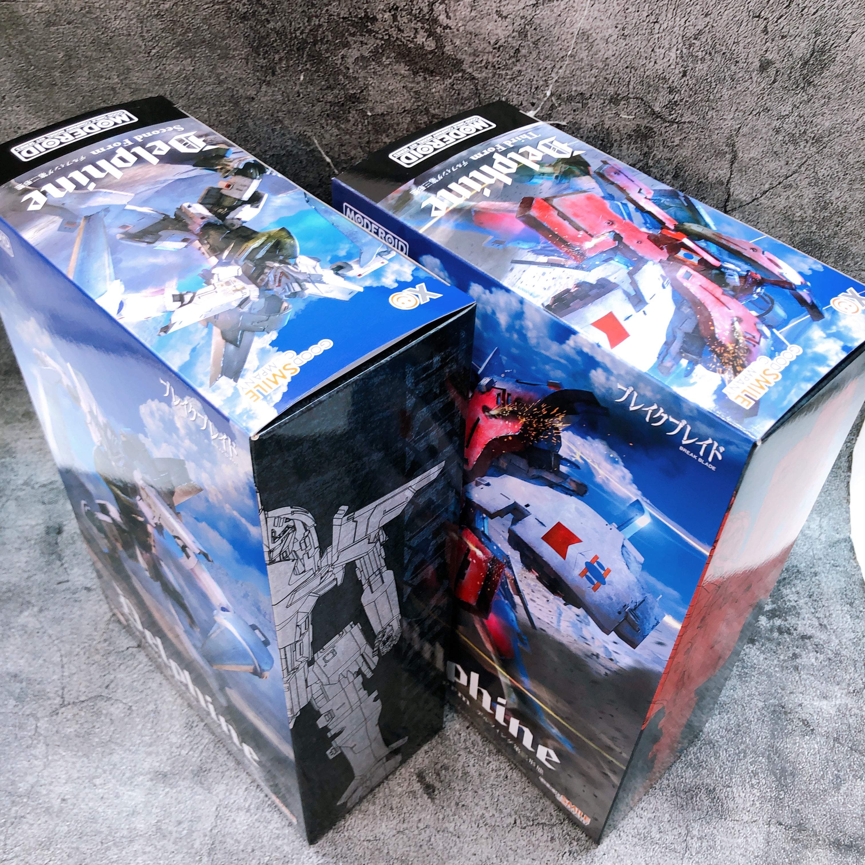 MODEROID Delphine Second Form & Third Form Set Break Blade Model Kit Japan NEW