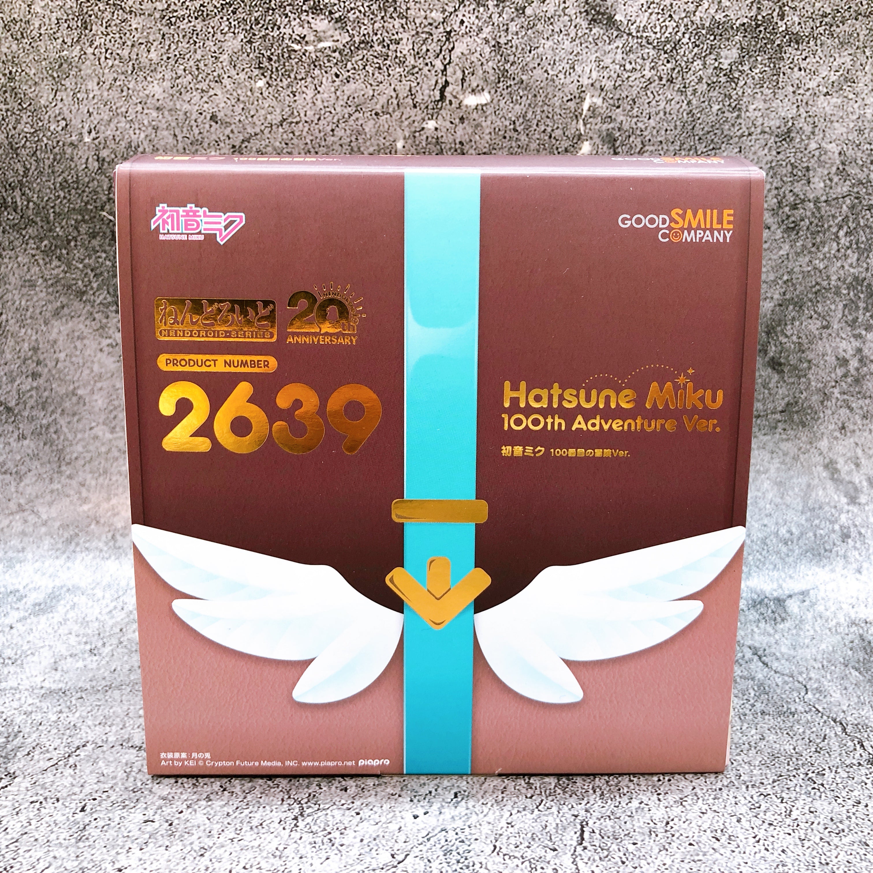 Hatsune Miku 100th Adventure Nendoroid 2639 Action Figure + Travel Pouch Bag SET