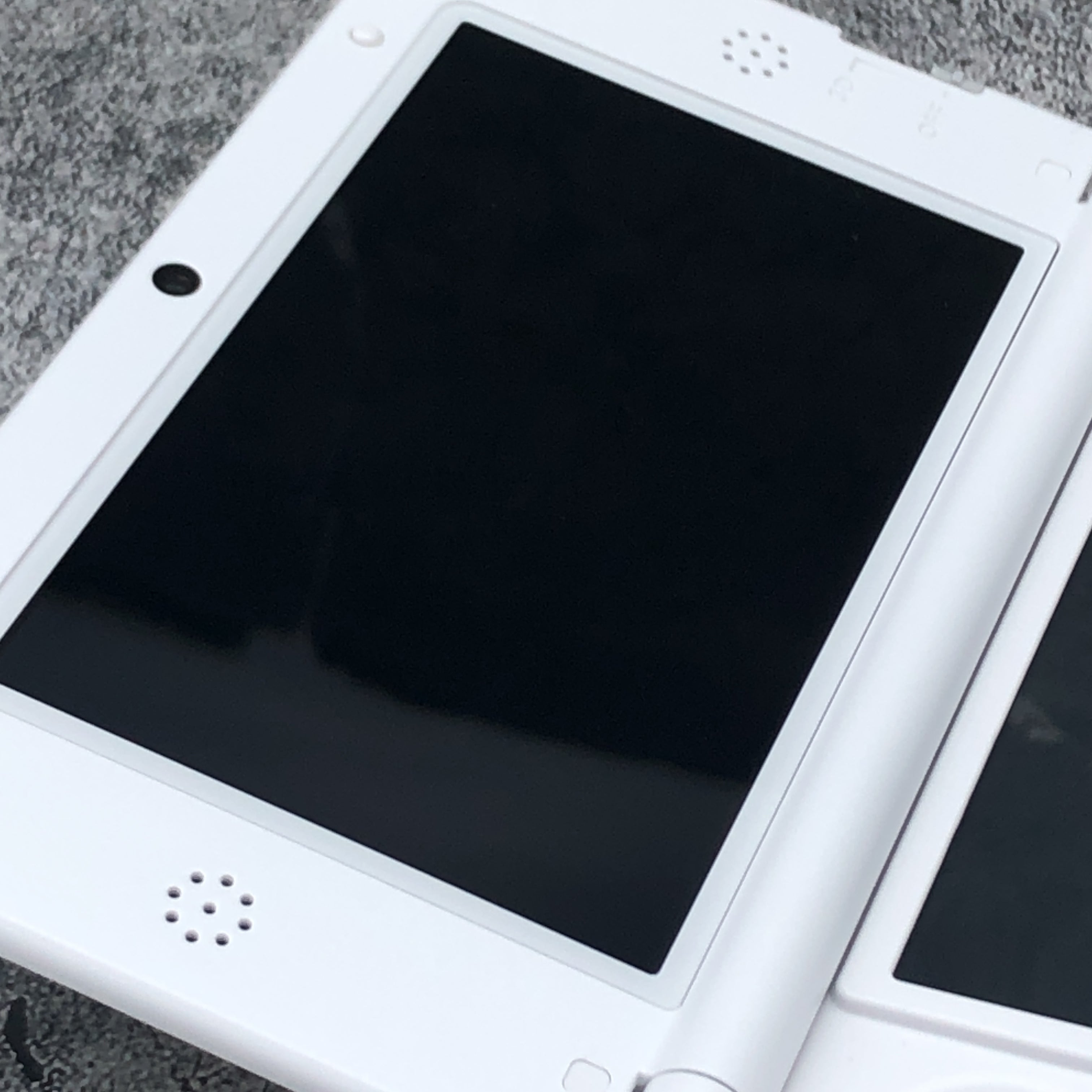 Nintendo 3DS LL Airou White Monster Hunter 4 Special Pack Console Boxed Tested