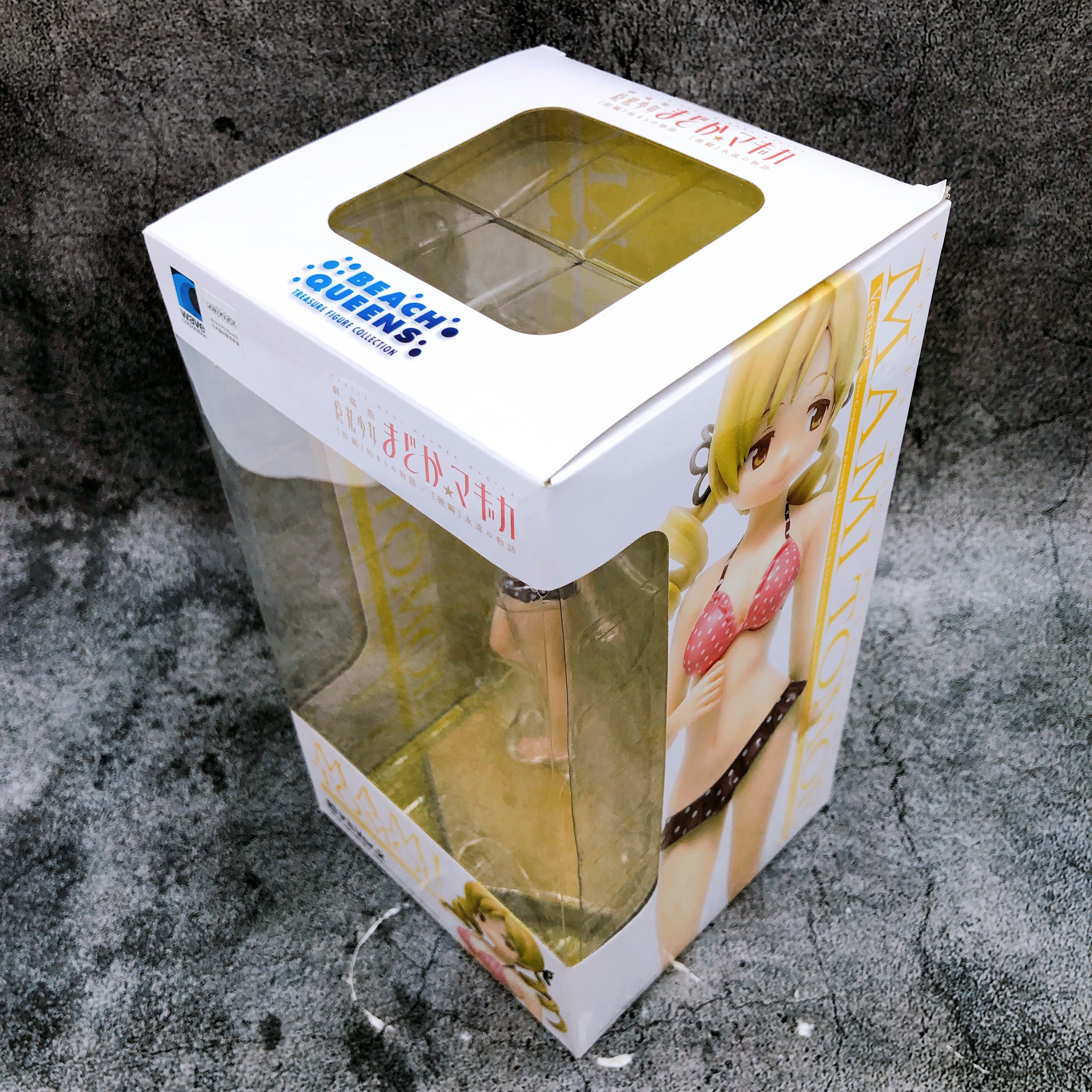Puella Magi Madoka Magica Mami Tomoe Ver.2 Beach Queens 1/10 Figure Wave NEW