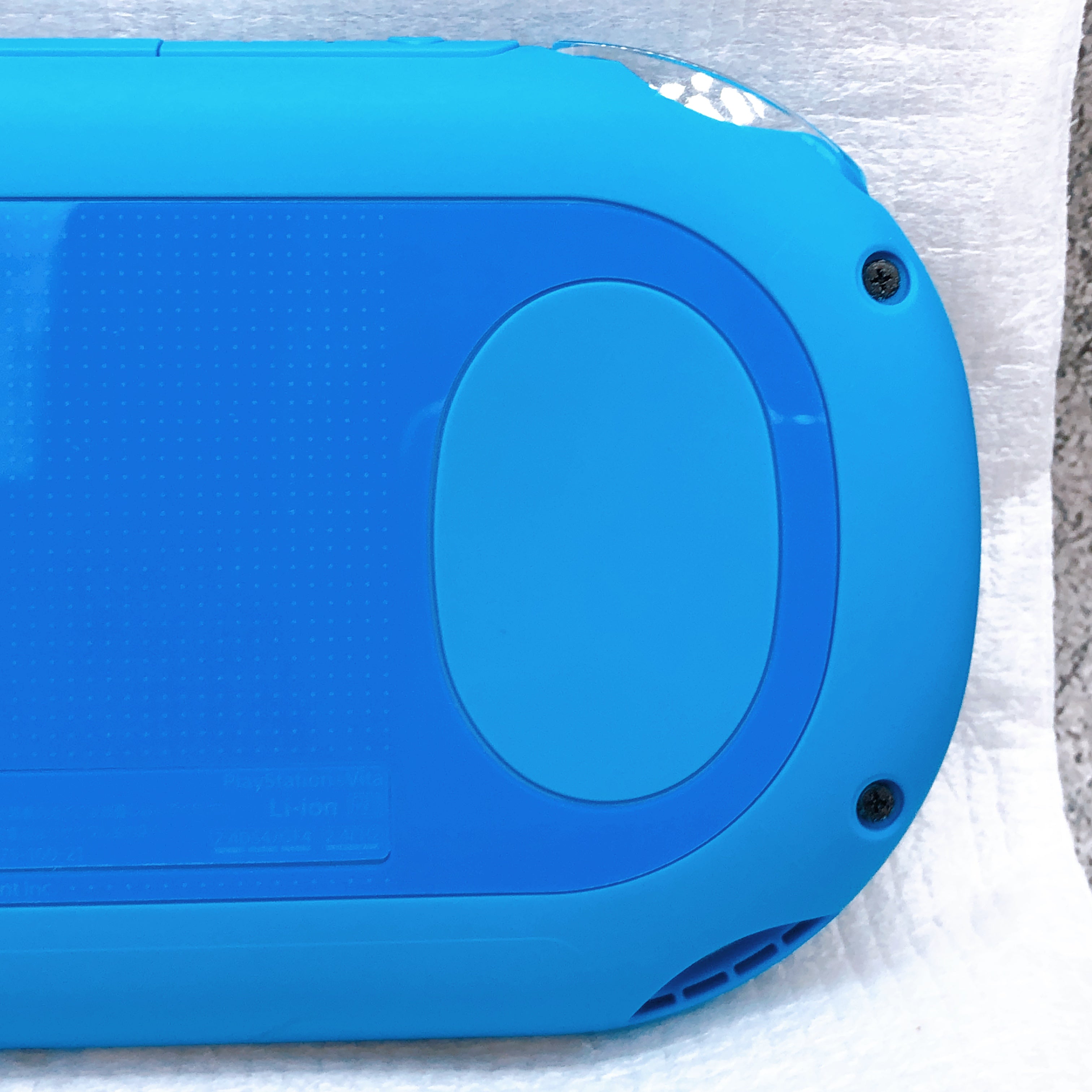 Sony PlayStation Vita Wi-Fi Console PCH-2000 ZA23 Aqua Blue Boxed PSV in Stock