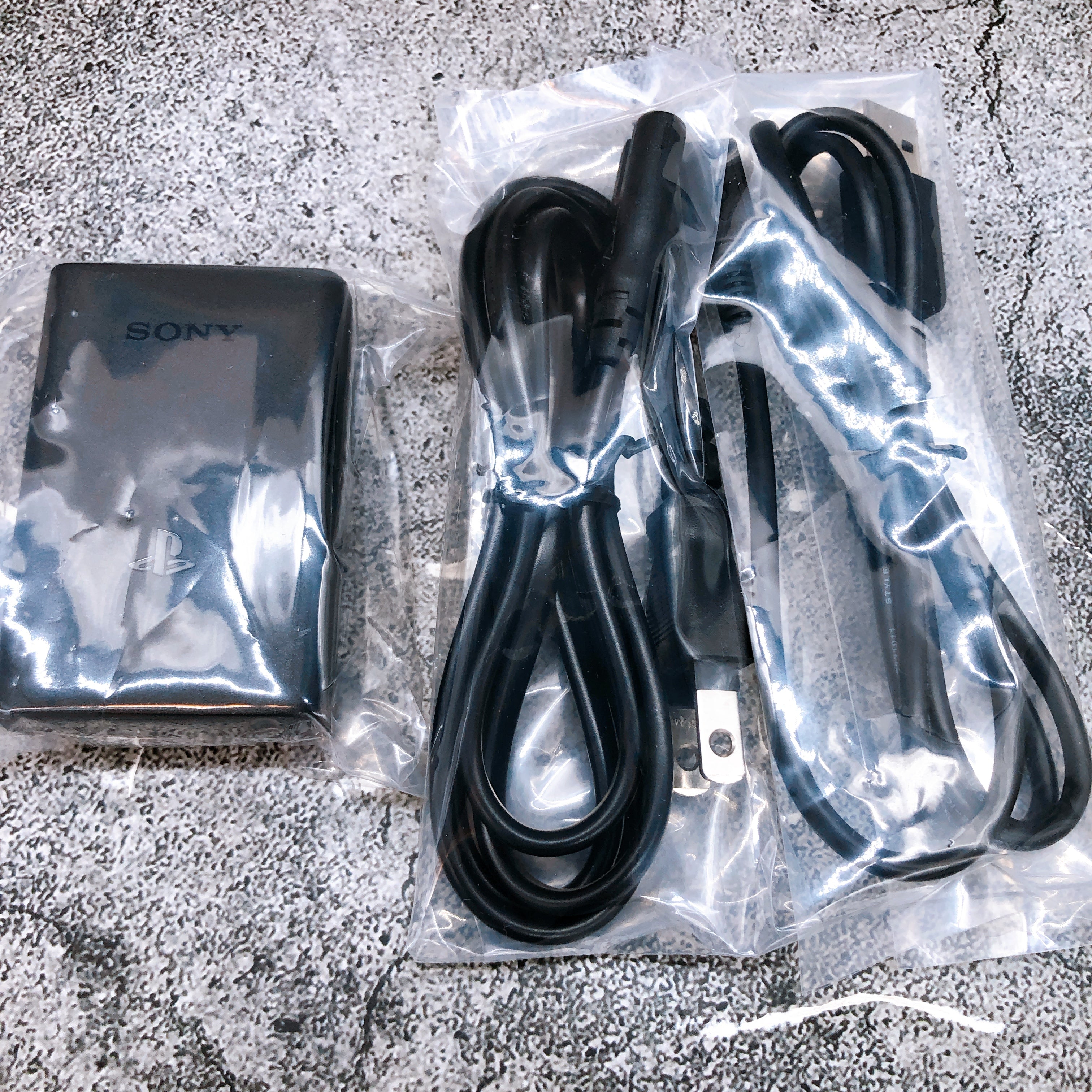 Sony PlayStation Vita Wi-Fi Console PCH-2000 ZA23 Aqua Blue Boxed PSV in Stock