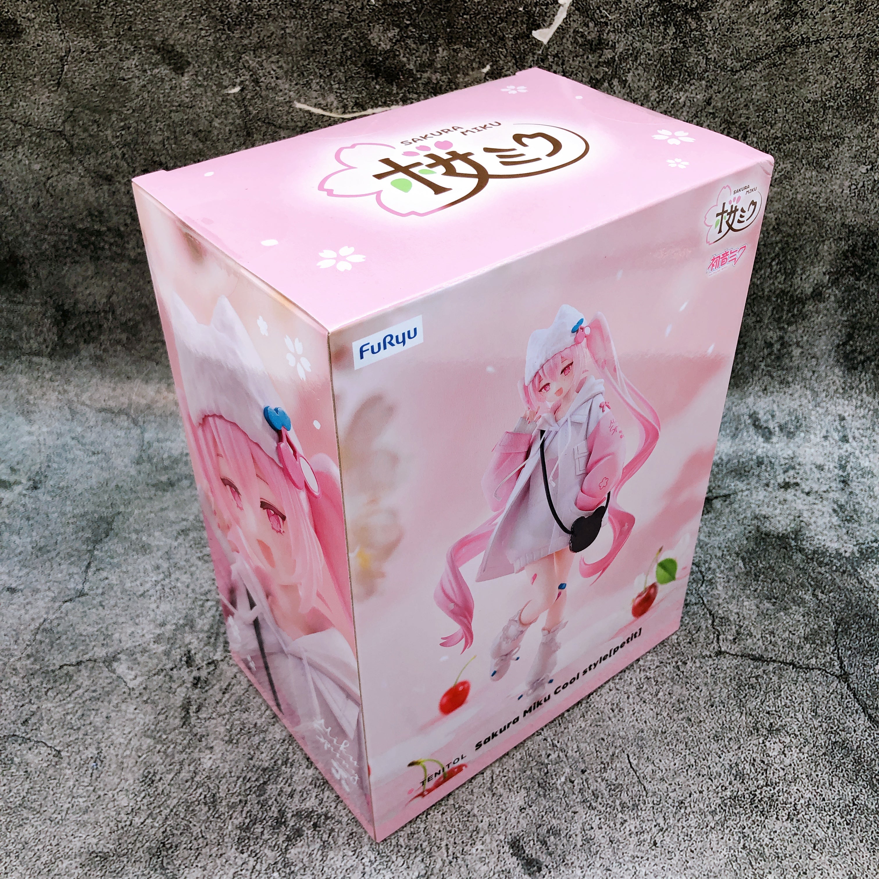 Hatsune Miku Sakura Miku Cool style petit TENITOL Figure FuRyu Japan AUTHENTIC