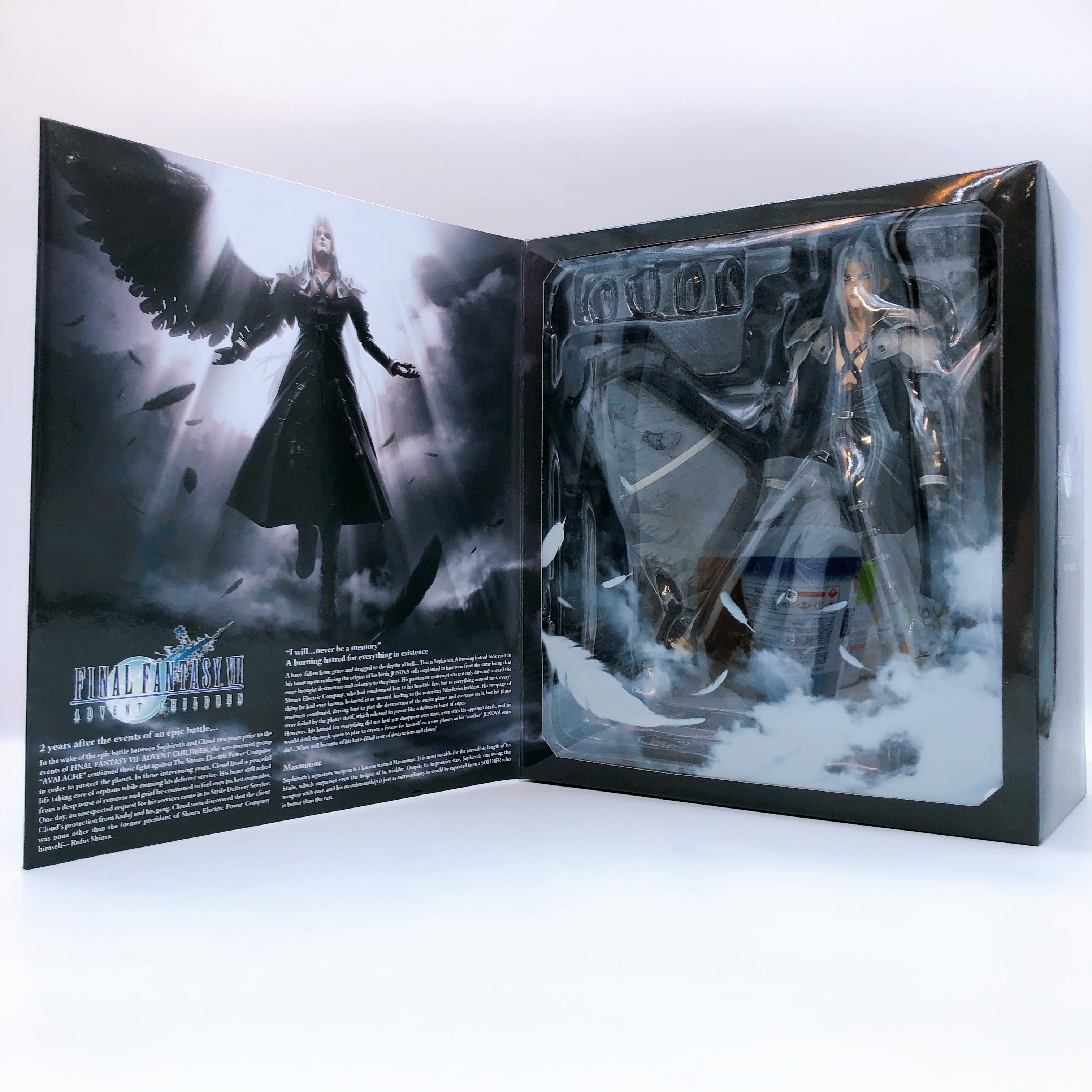 FINAL FANTASY VII Advent Children Sephiroth Play Arts Kai Square Enix Japan 15+