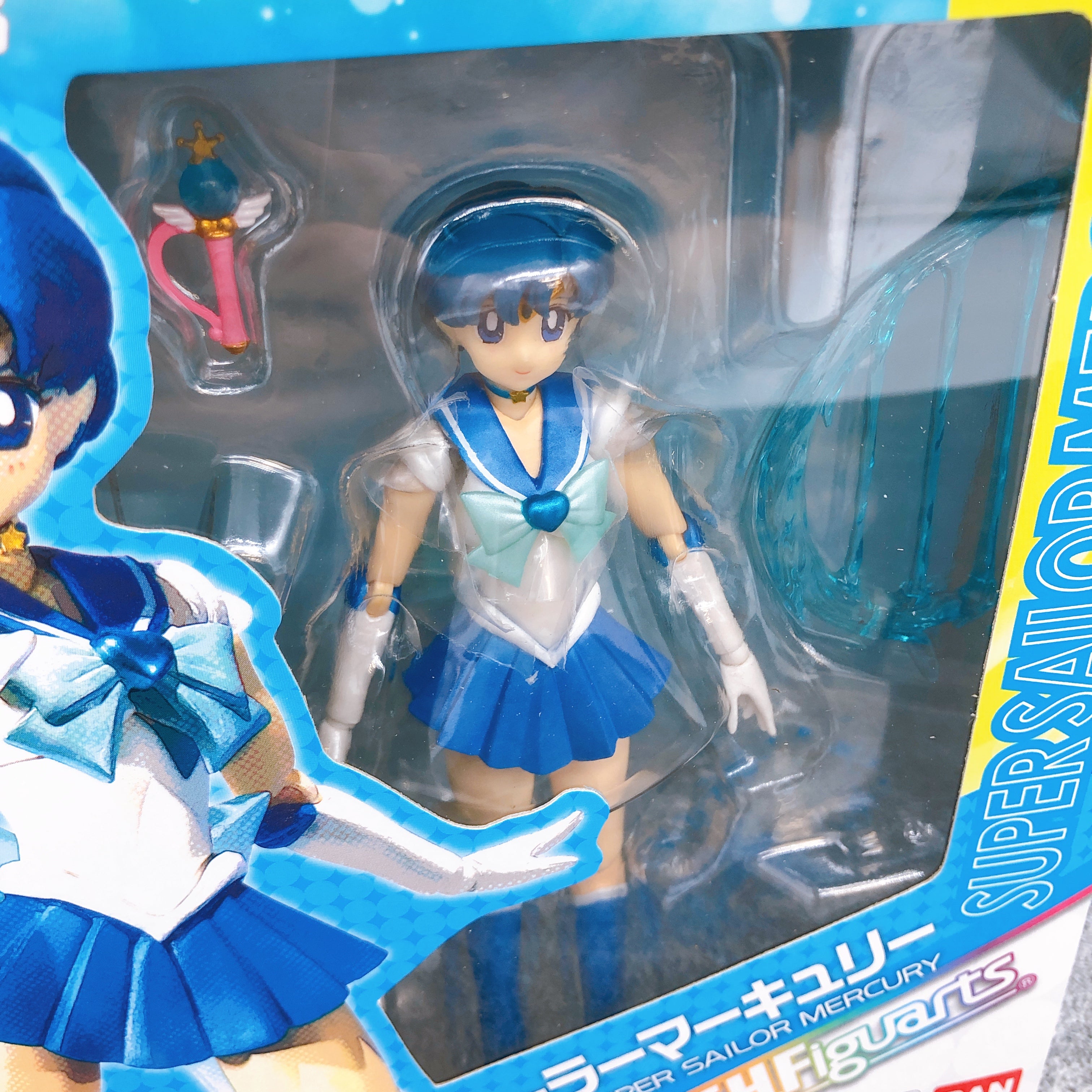Pretty Guardian Sailor Moon Super Sailor Mercury S.H.Figuarts Action Figure NEW