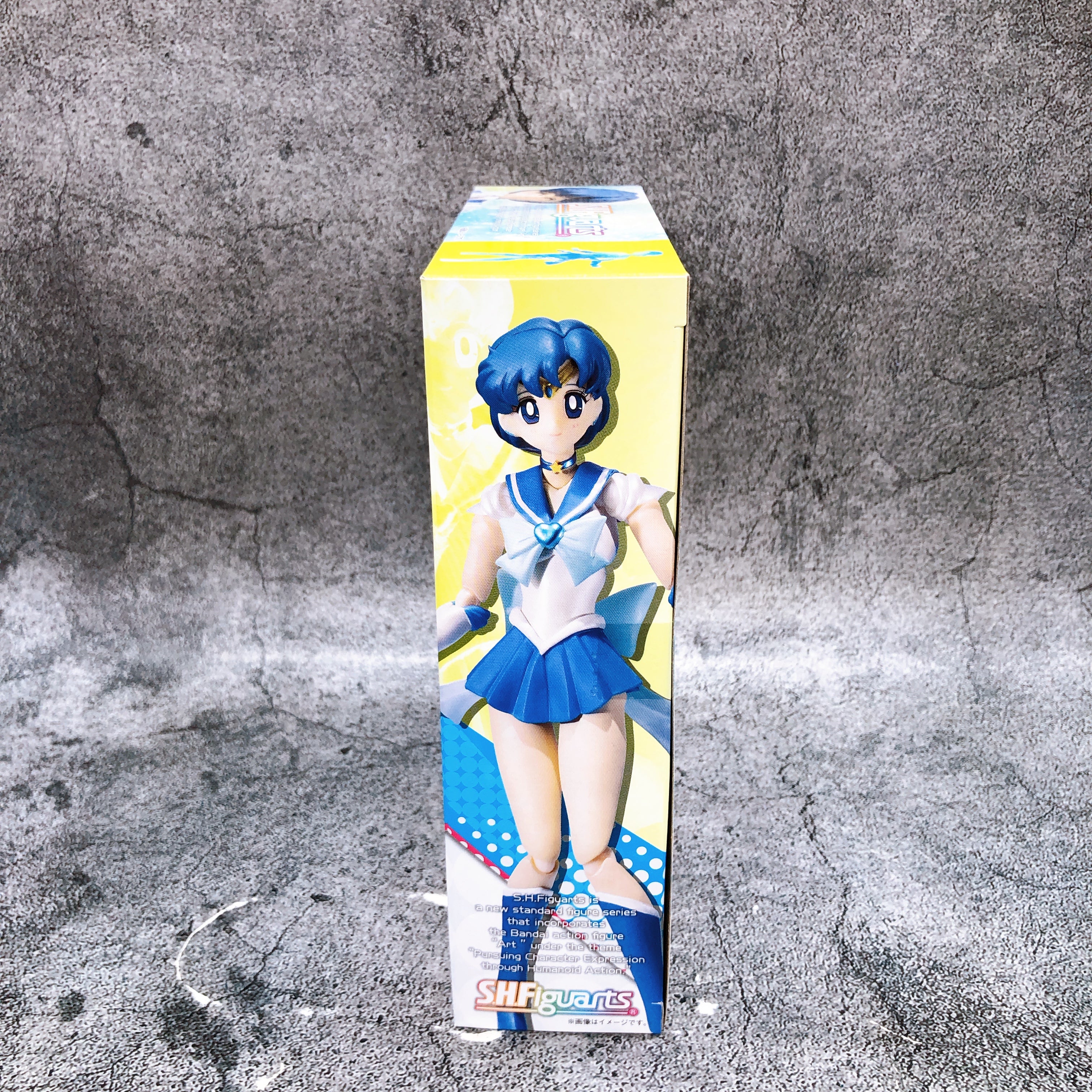 Pretty Guardian Sailor Moon Super Sailor Mercury S.H.Figuarts Action Figure NEW