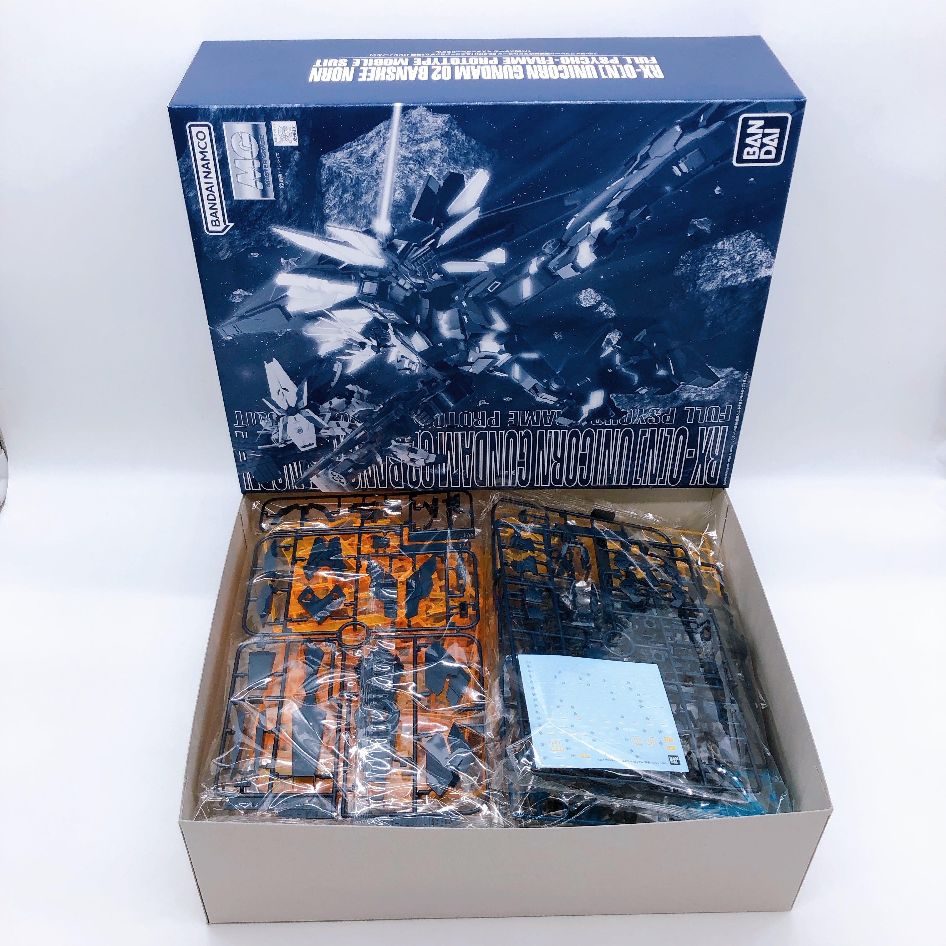 MG 1/100 RX-0[N] Unicorn Gundam 02 Banshee Norn Gunpla Kit Premium Bandai NEW