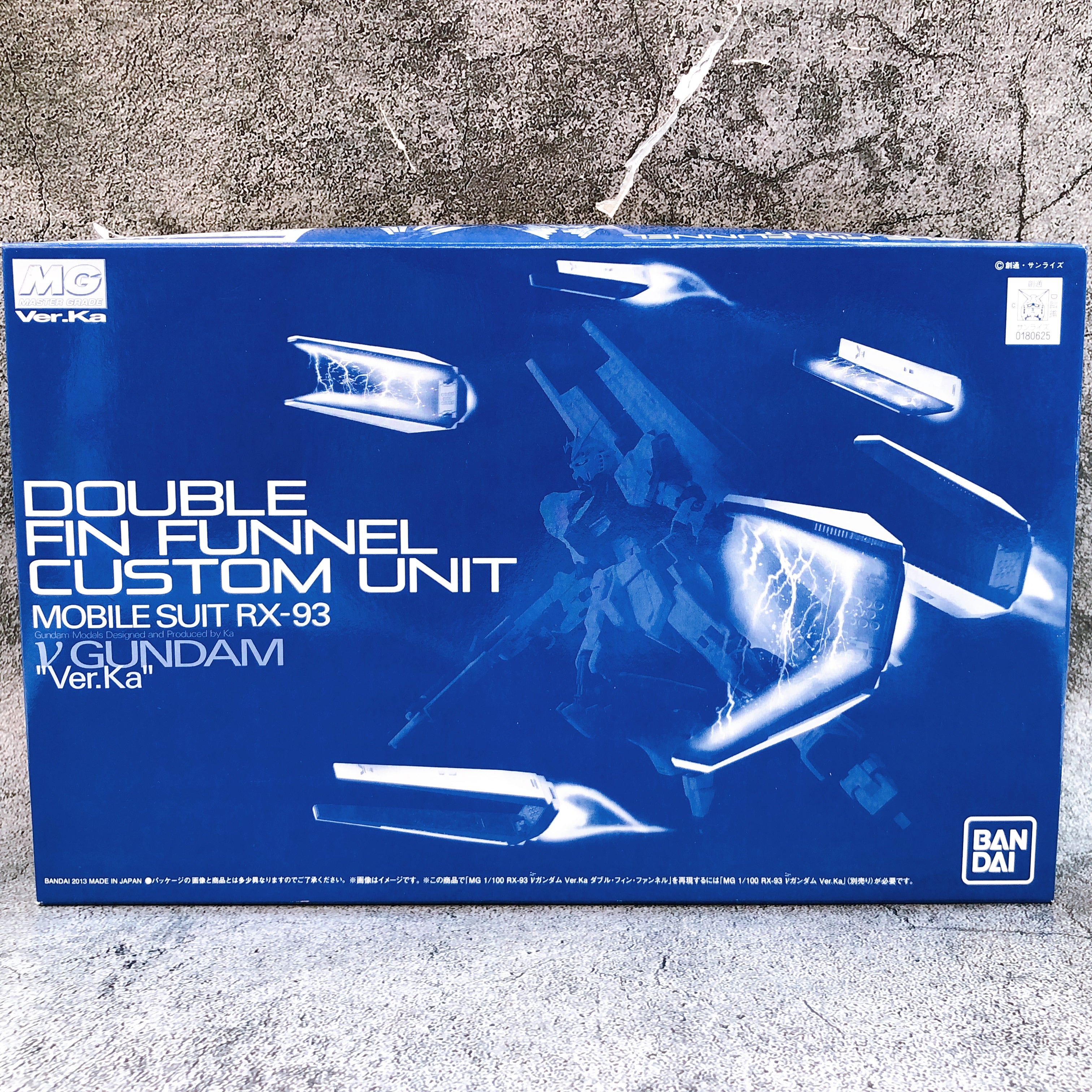 MG 1/100 Double Fin Funnel Custom Unit Model Kit 15+ Premium Bandai NEW FASTSHIP