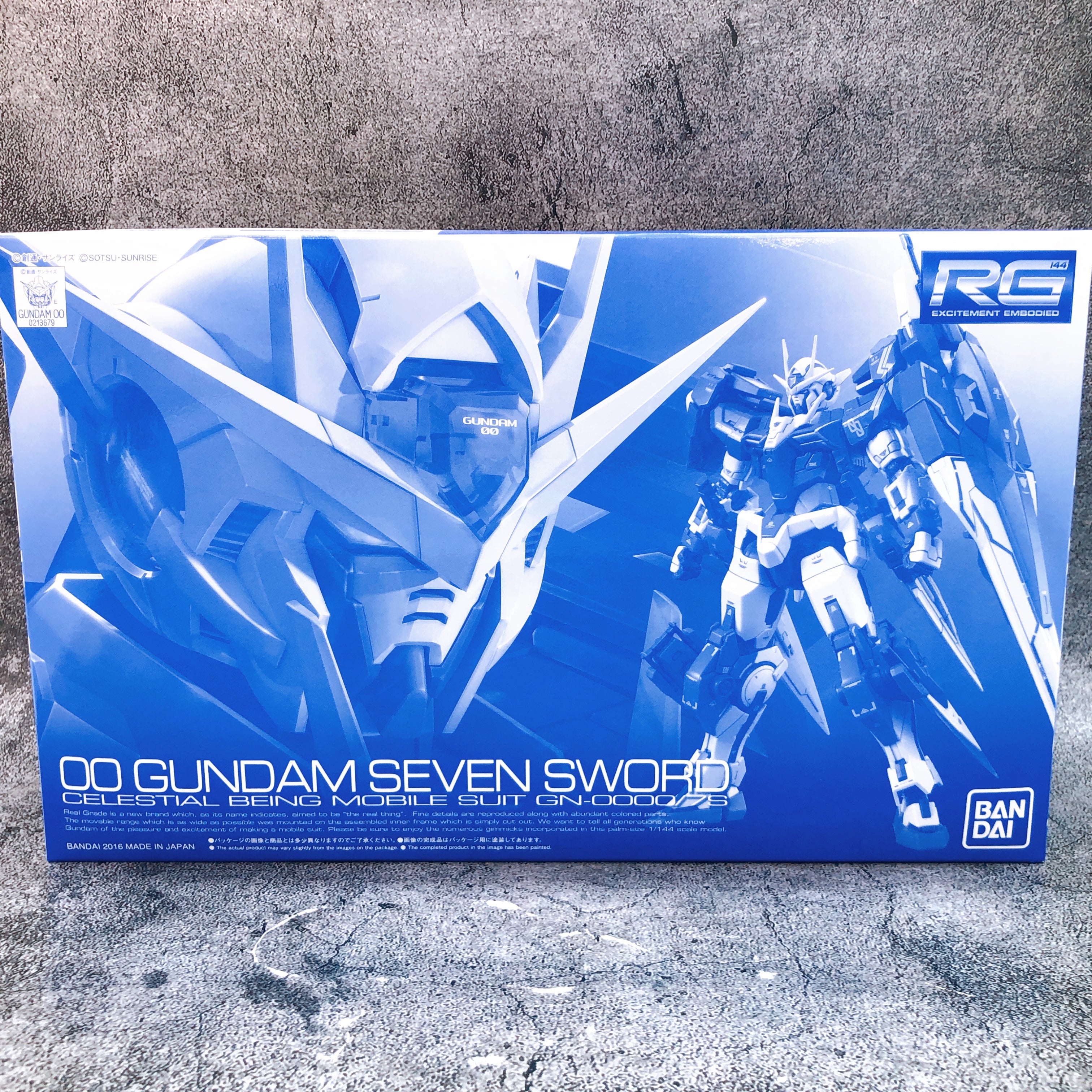 RG 1/144 00 Gundam Seven Sword GN-0000/7S Model Kit Premium Bandai NEW FASTSHIP