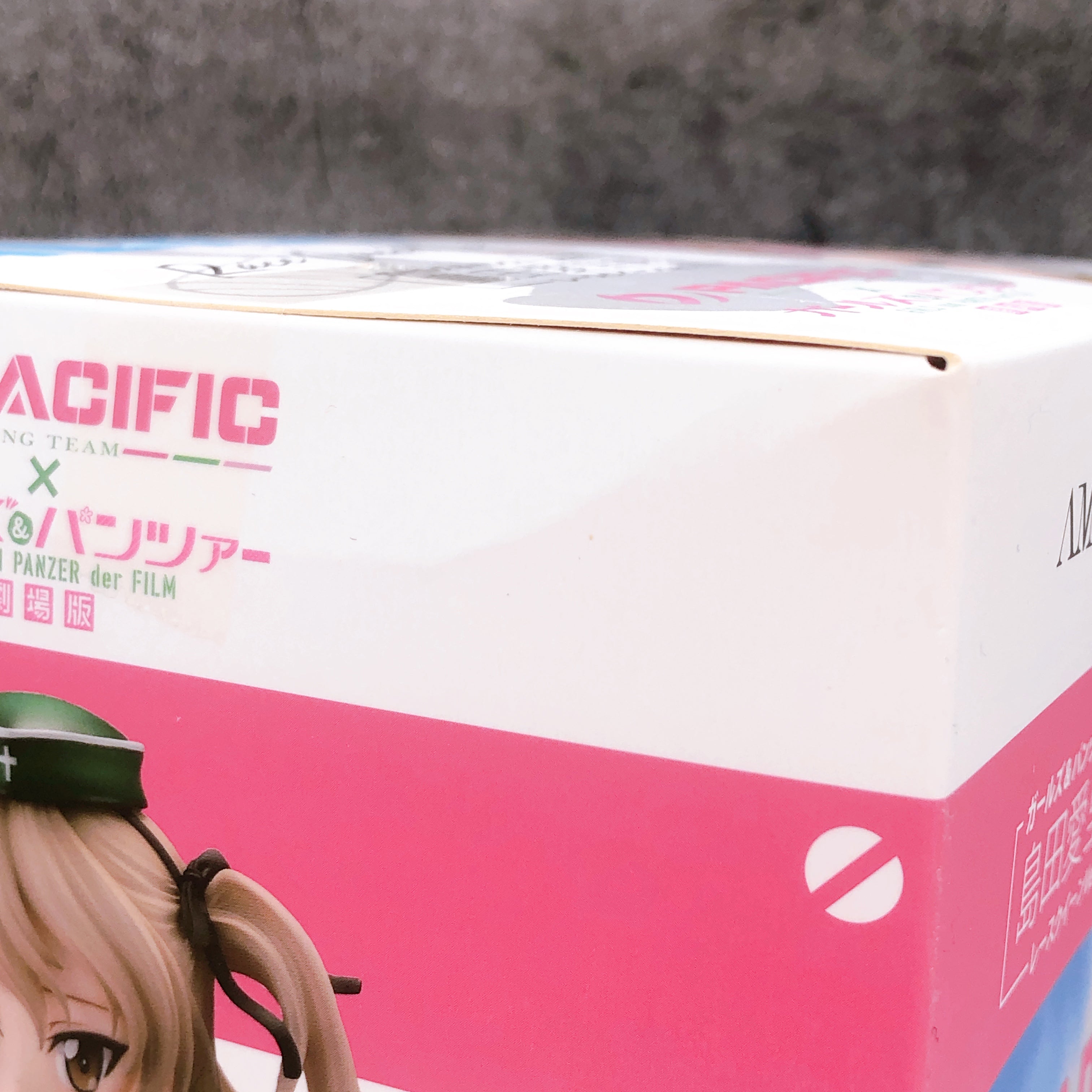 AMAKUNI Girls und Panzer Alice Shimada Race Queen 1/7 Scale Figure NEW