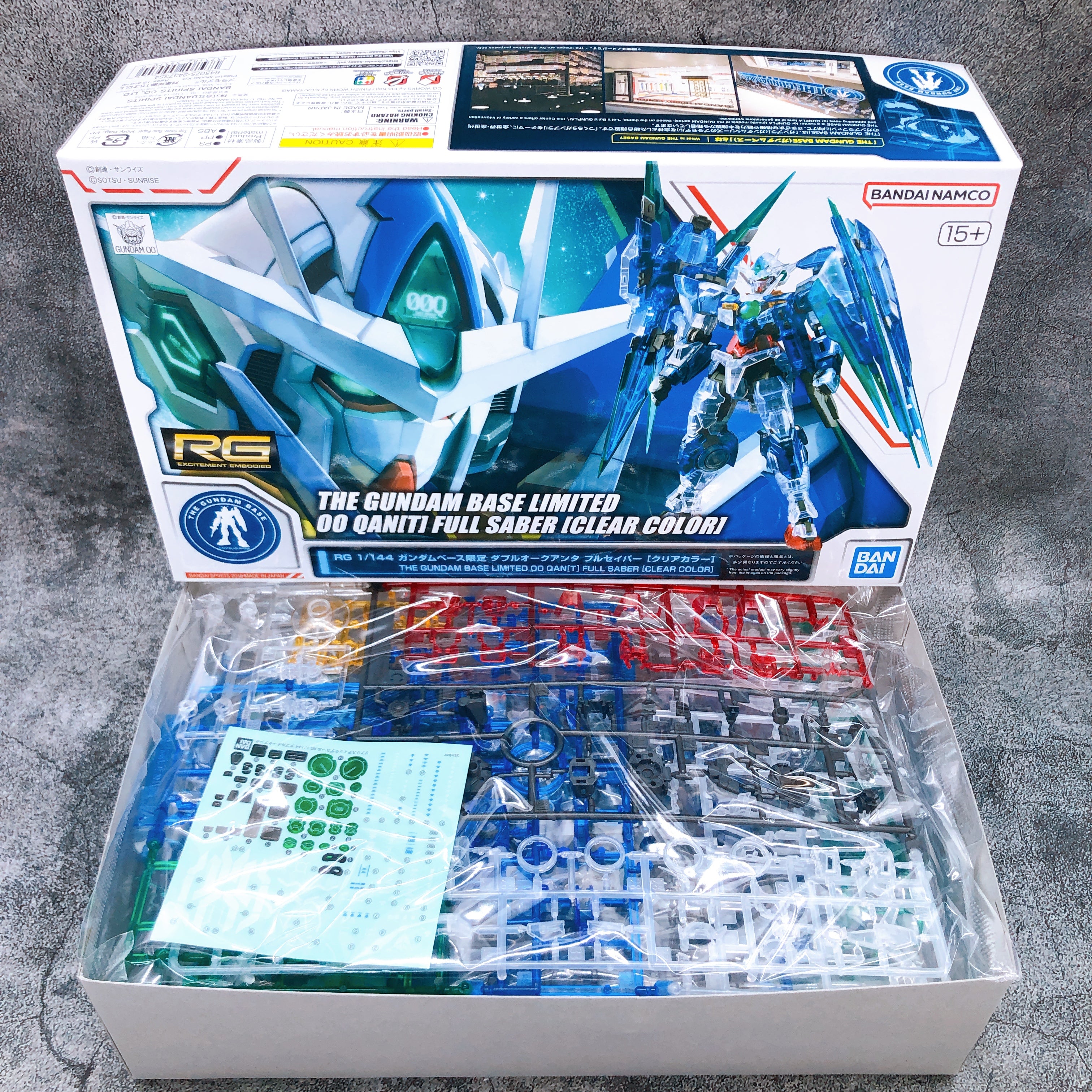 RG 1/144 00 Qan[T] Full Saber Clear Color Limited Model Kit Bandai NEW FASTSHIP