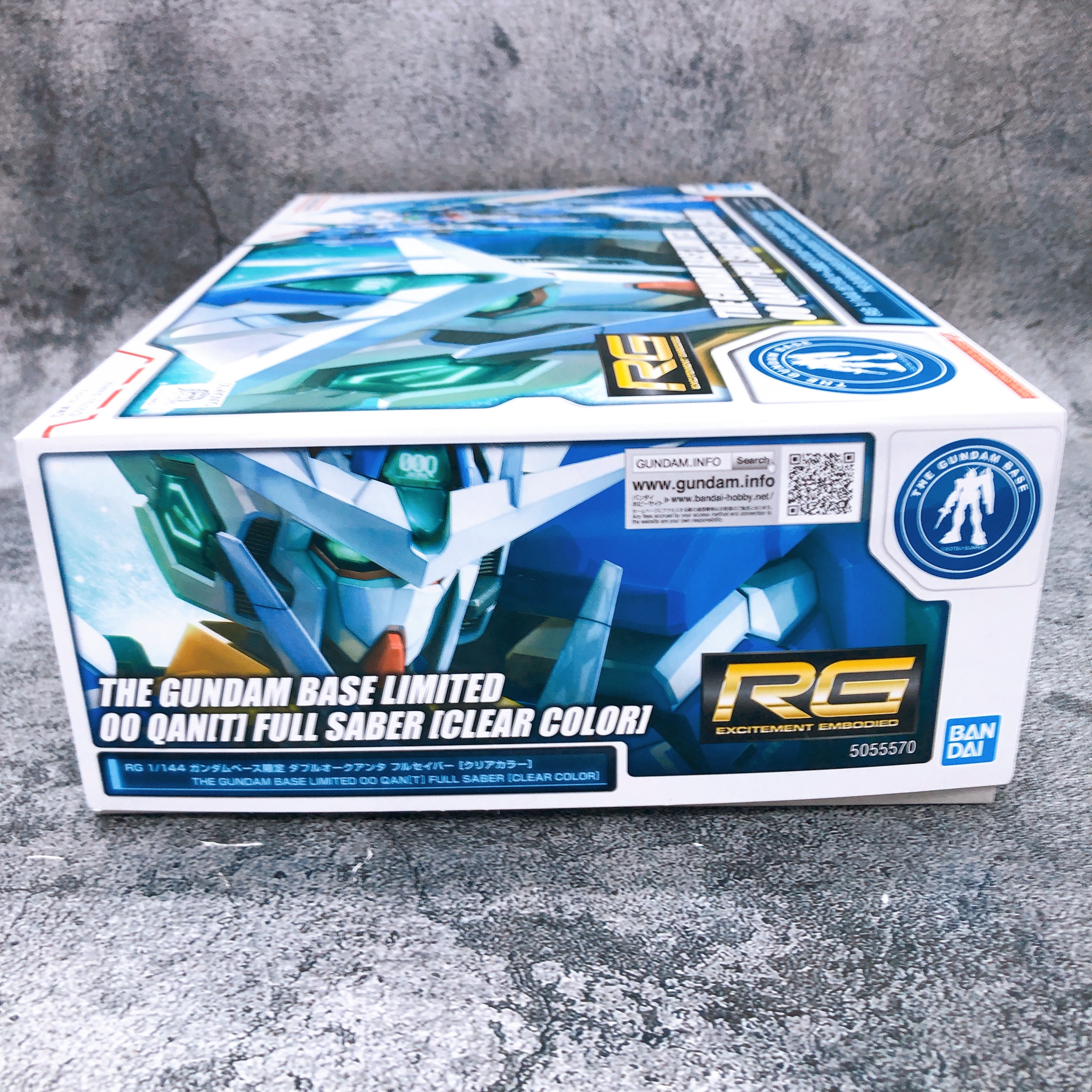 RG 1/144 00 Qan[T] Full Saber Clear Color Limited Model Kit Bandai NEW FASTSHIP