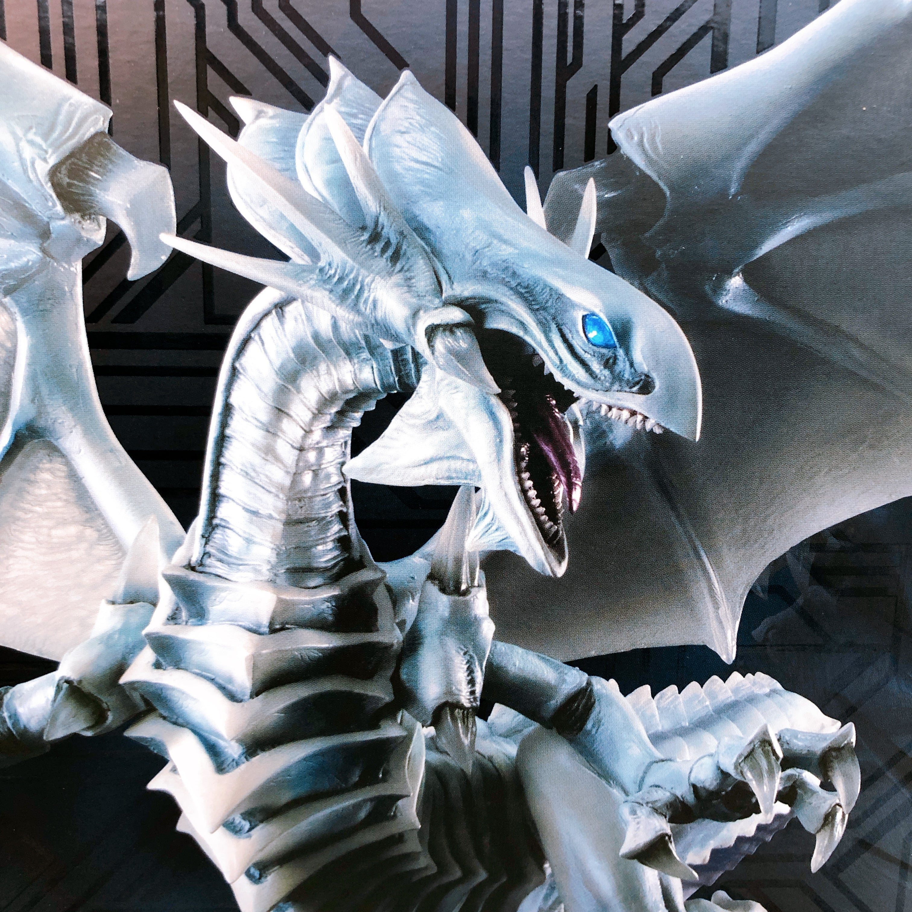 Yu-Gi-Oh! Blue-Eyes White Dragon Art Works Monsters Figure MegaHouse Japan Anime