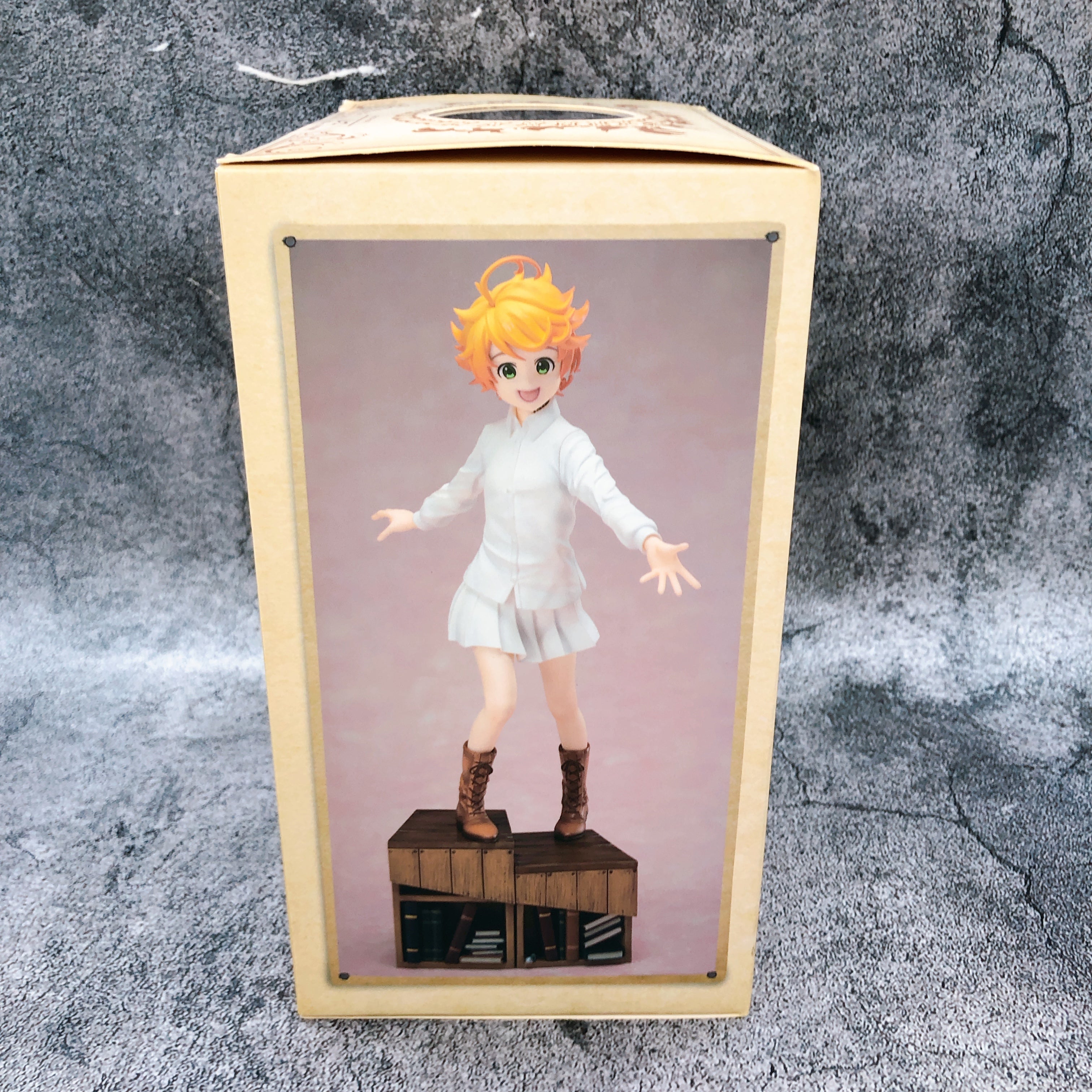 The Promised Neverland Emma 1/8 Figure ANIPLEX Japan Sealed NEW