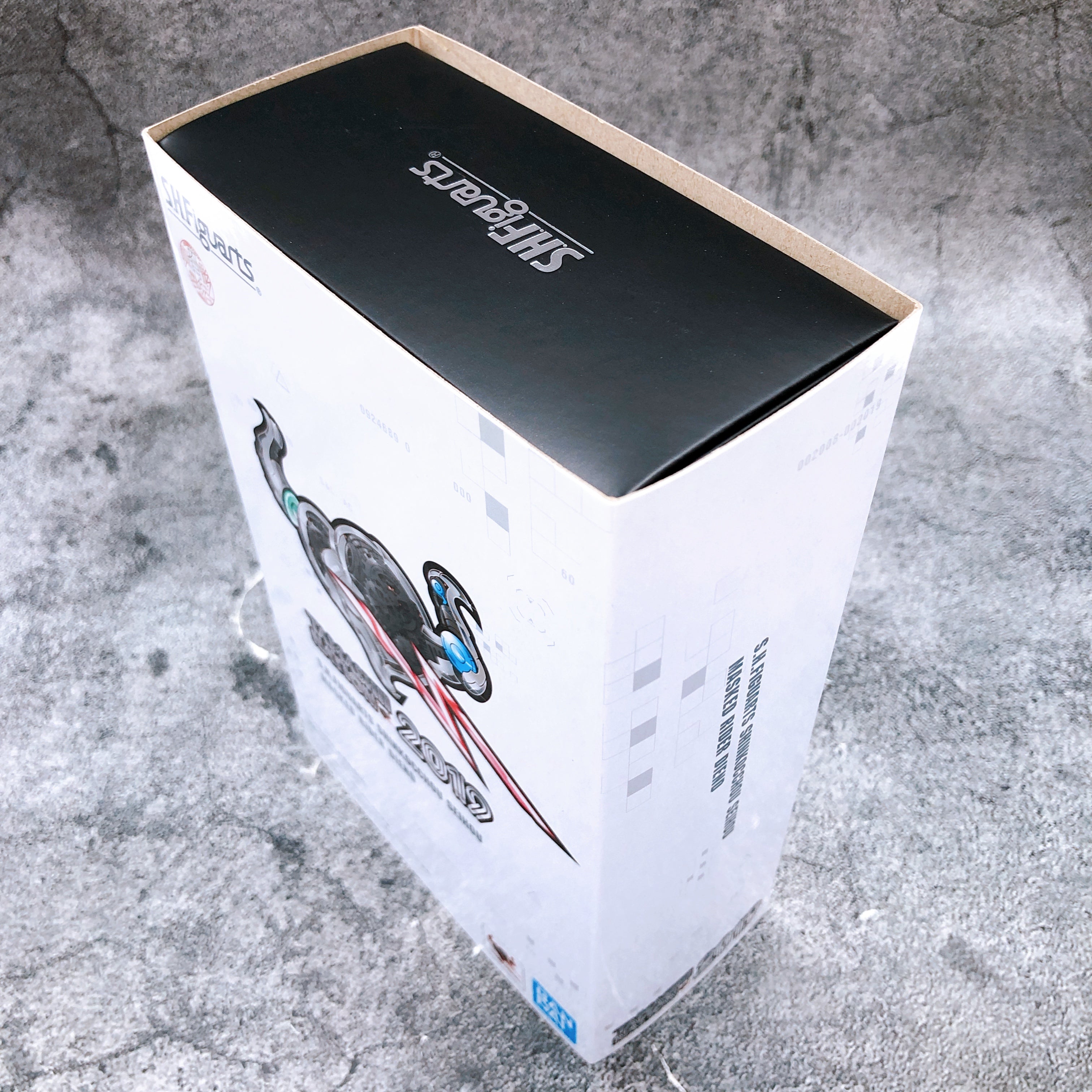 Kamen Rider Diend S.H.Figuarts Shinkocchou Seihou Tamashii Nation 2019 Bandai