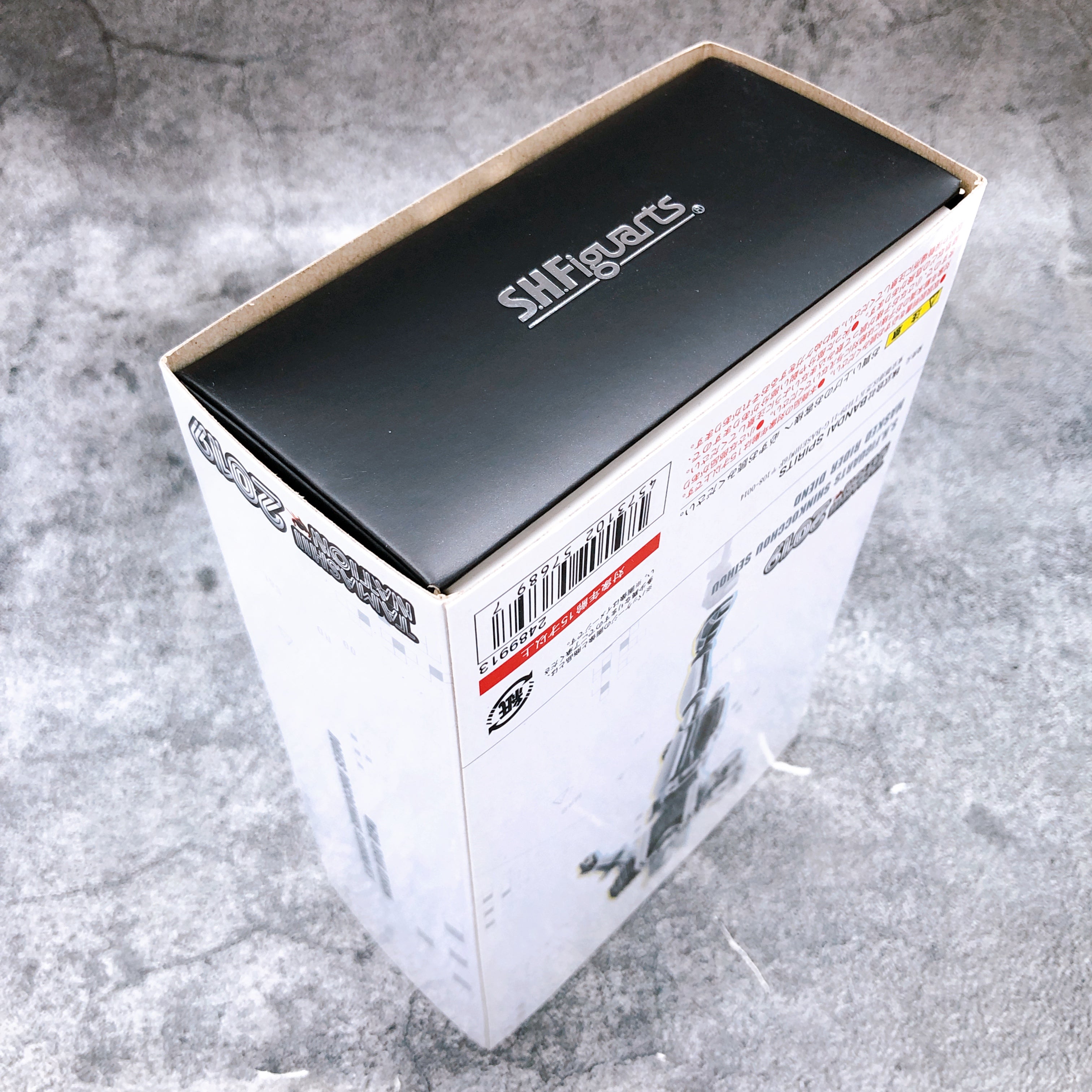 Kamen Rider Diend S.H.Figuarts Shinkocchou Seihou Tamashii Nation 2019 Bandai