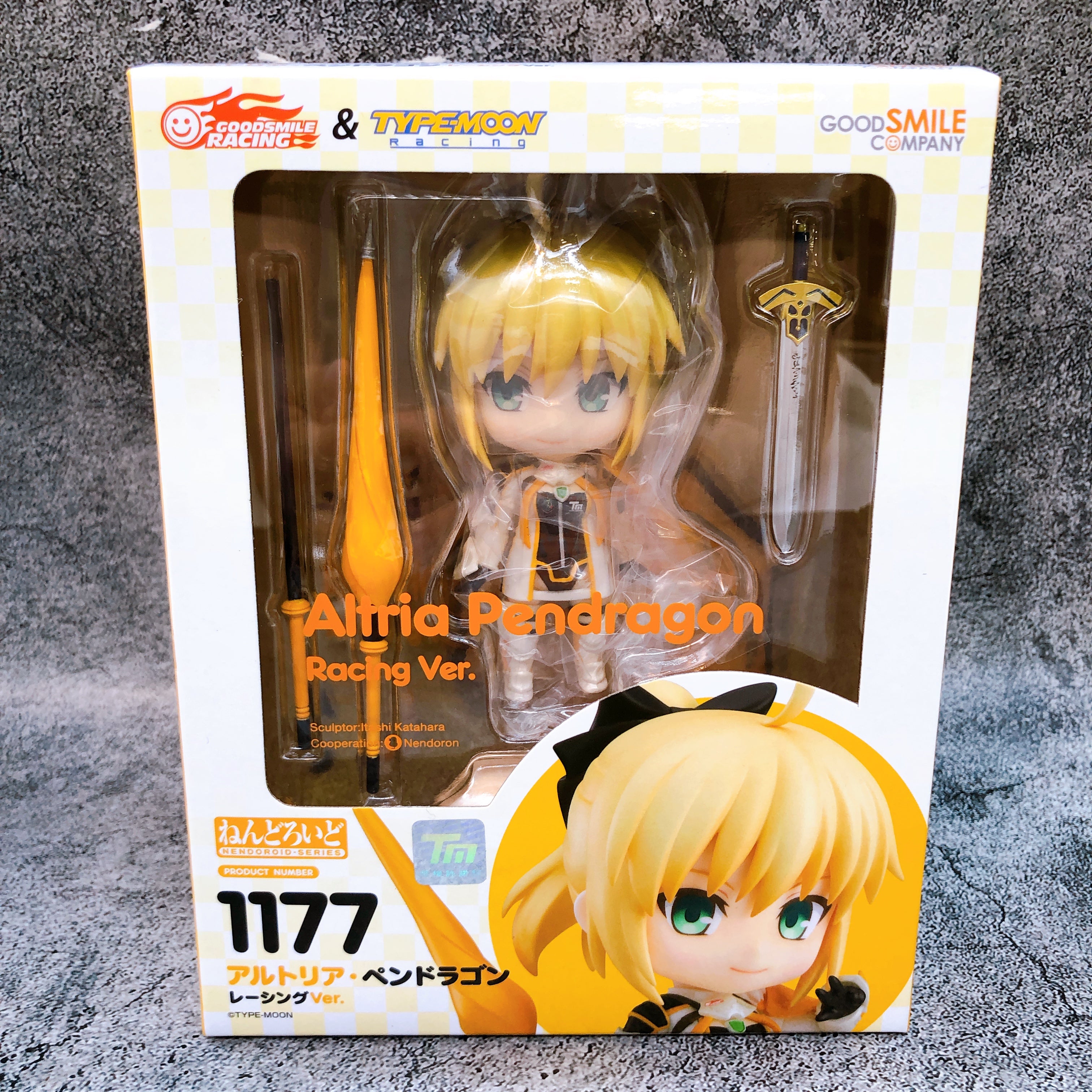 GOOD SMILE RACING ＆ TYPE-MOON RACING Artoria Racing Ver. Nendoroid 1177 15+