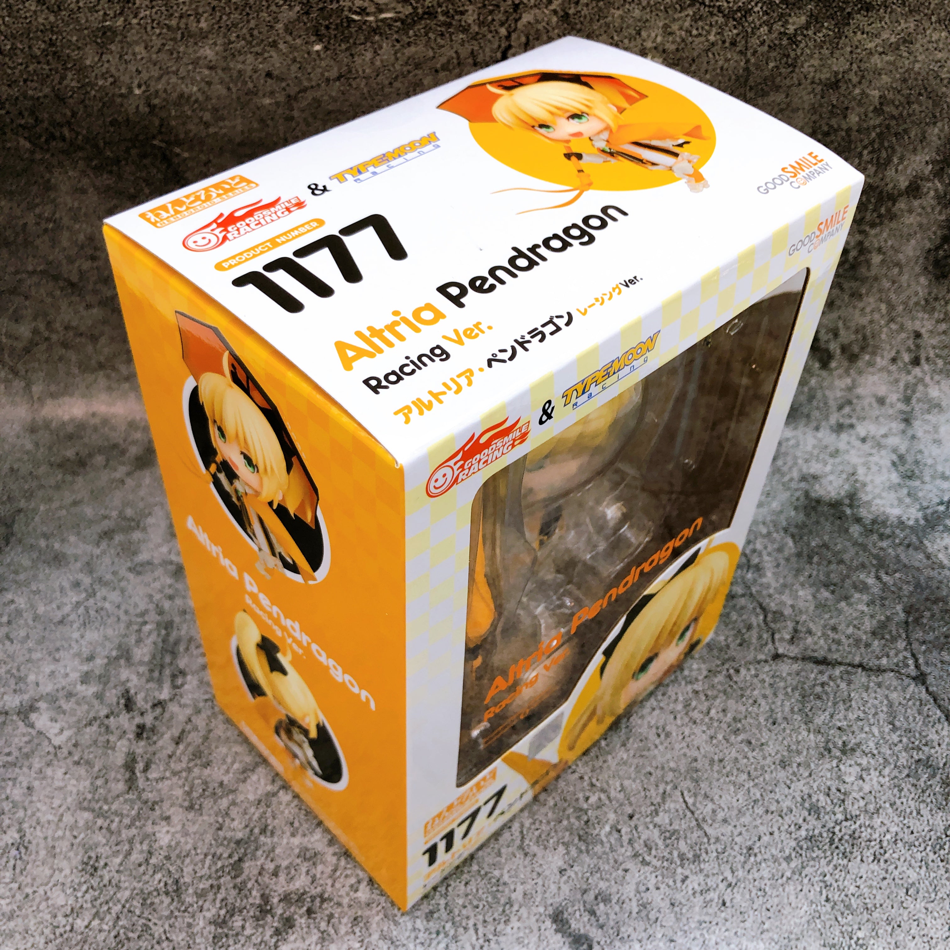 GOOD SMILE RACING ＆ TYPE-MOON RACING Artoria Racing Ver. Nendoroid 1177 15+