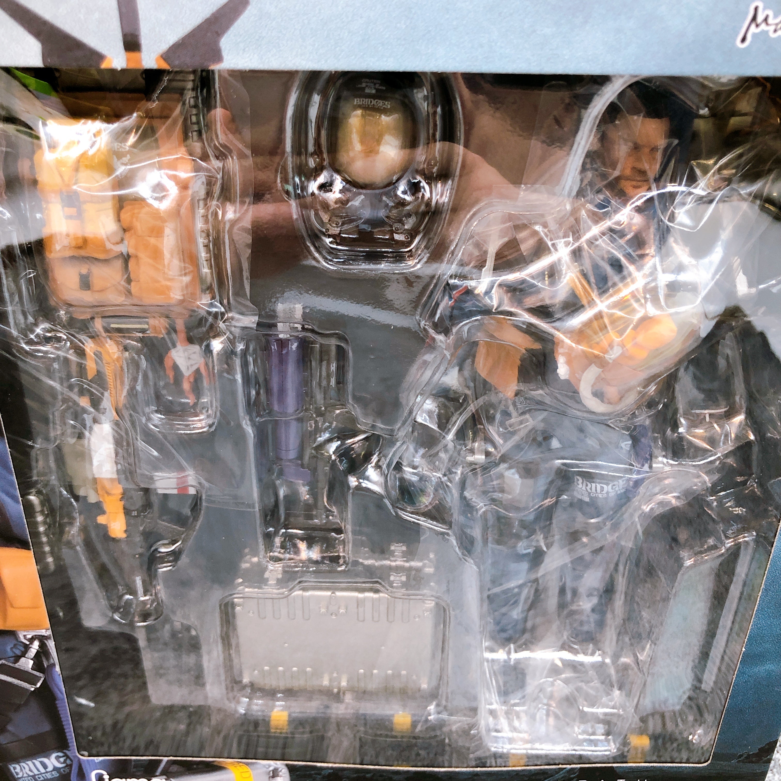 DEATH STRANDING Sam Porter Bridges DX Edition Figma 516-DX Max Factory Figure