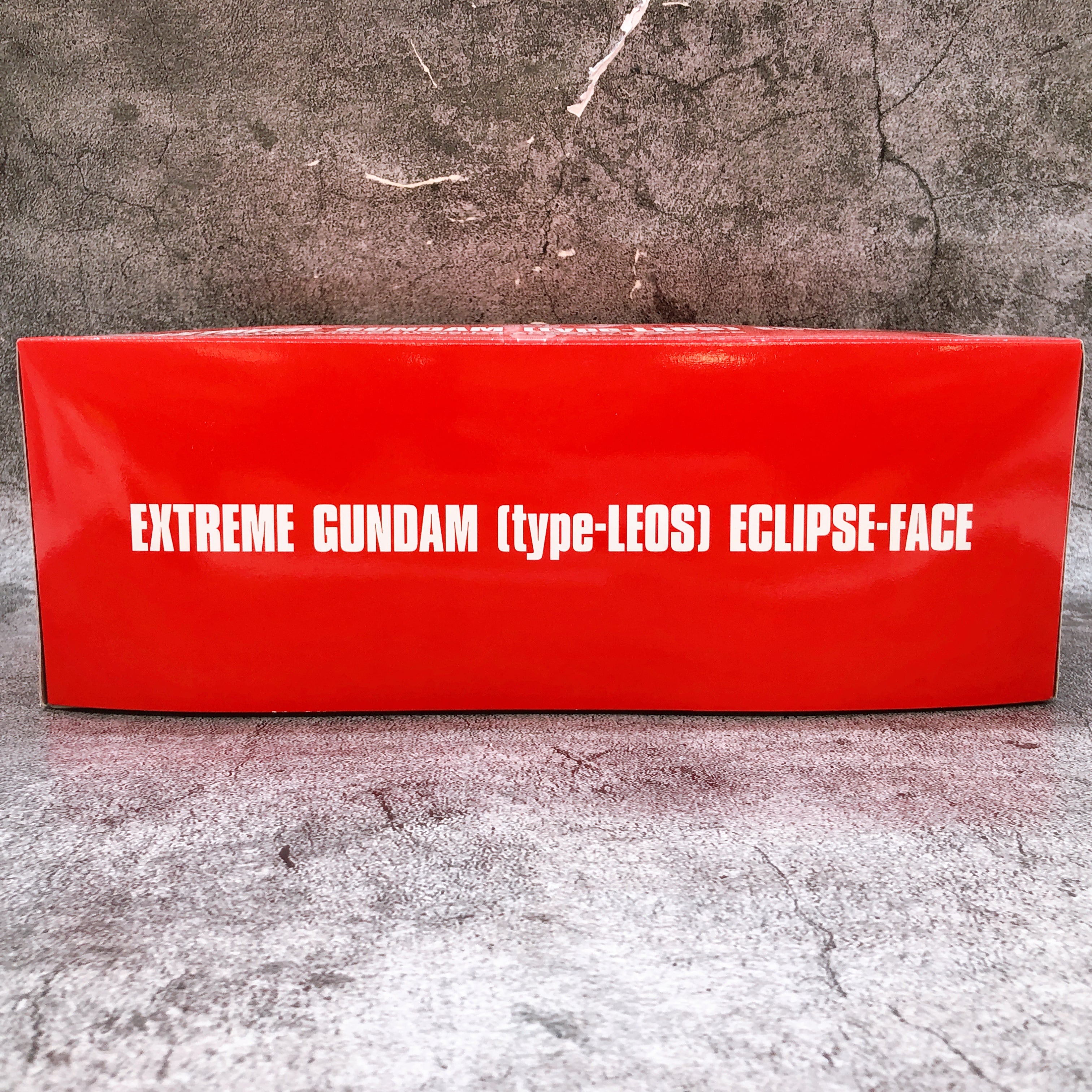 HG 1/144 Extreme Gundam Type Leos Eclipse Face Model Kit Premium Bandai Japan