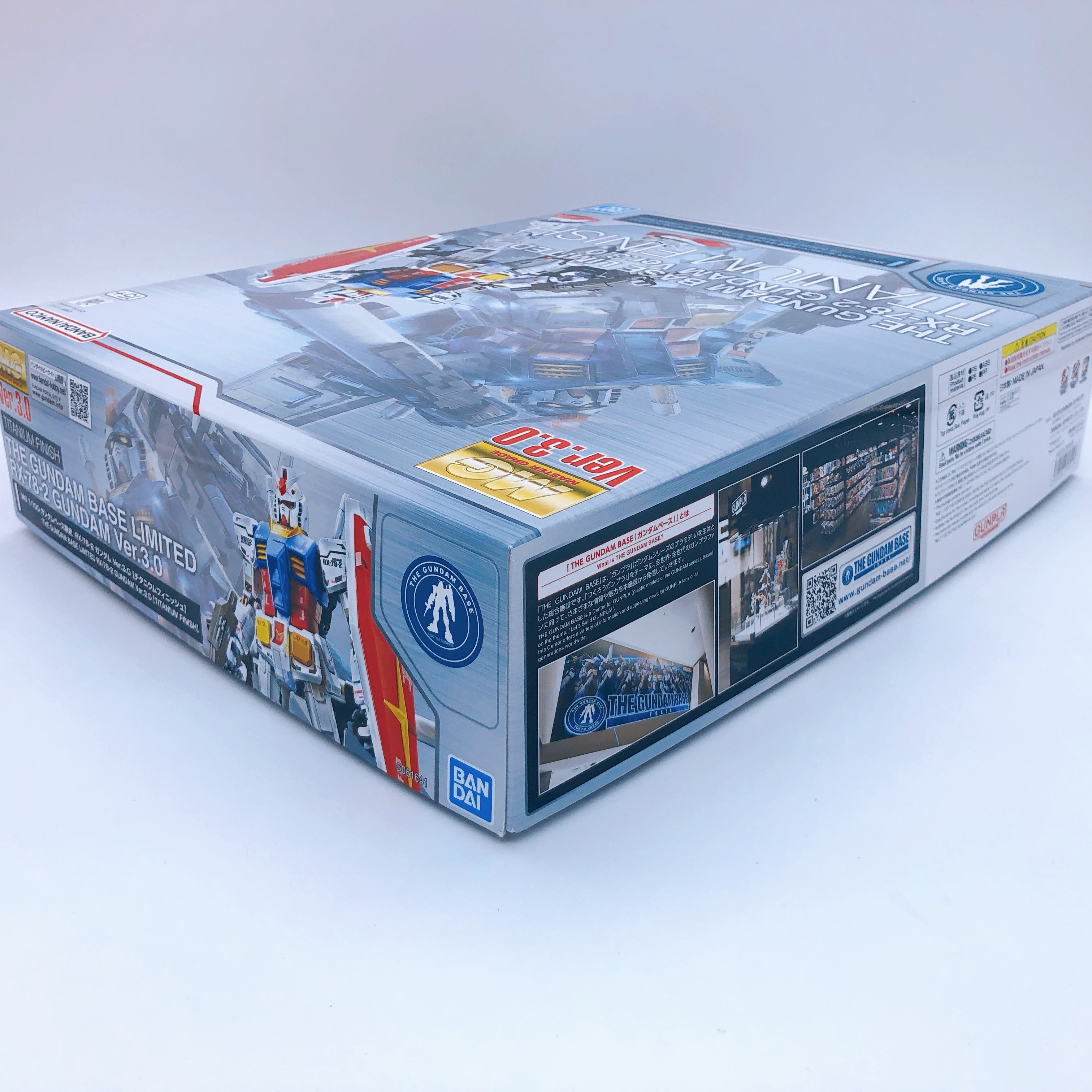 MG 1/100 RX-78-2 Gundam Ver.3.0 Titanium Finish Limited Kit Bandai NEW FASTSHIP